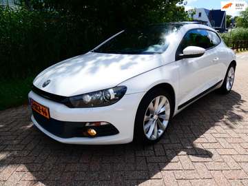 1.4 TSI 122pk Clima Cruise PDC Panorama Xenon 18-i