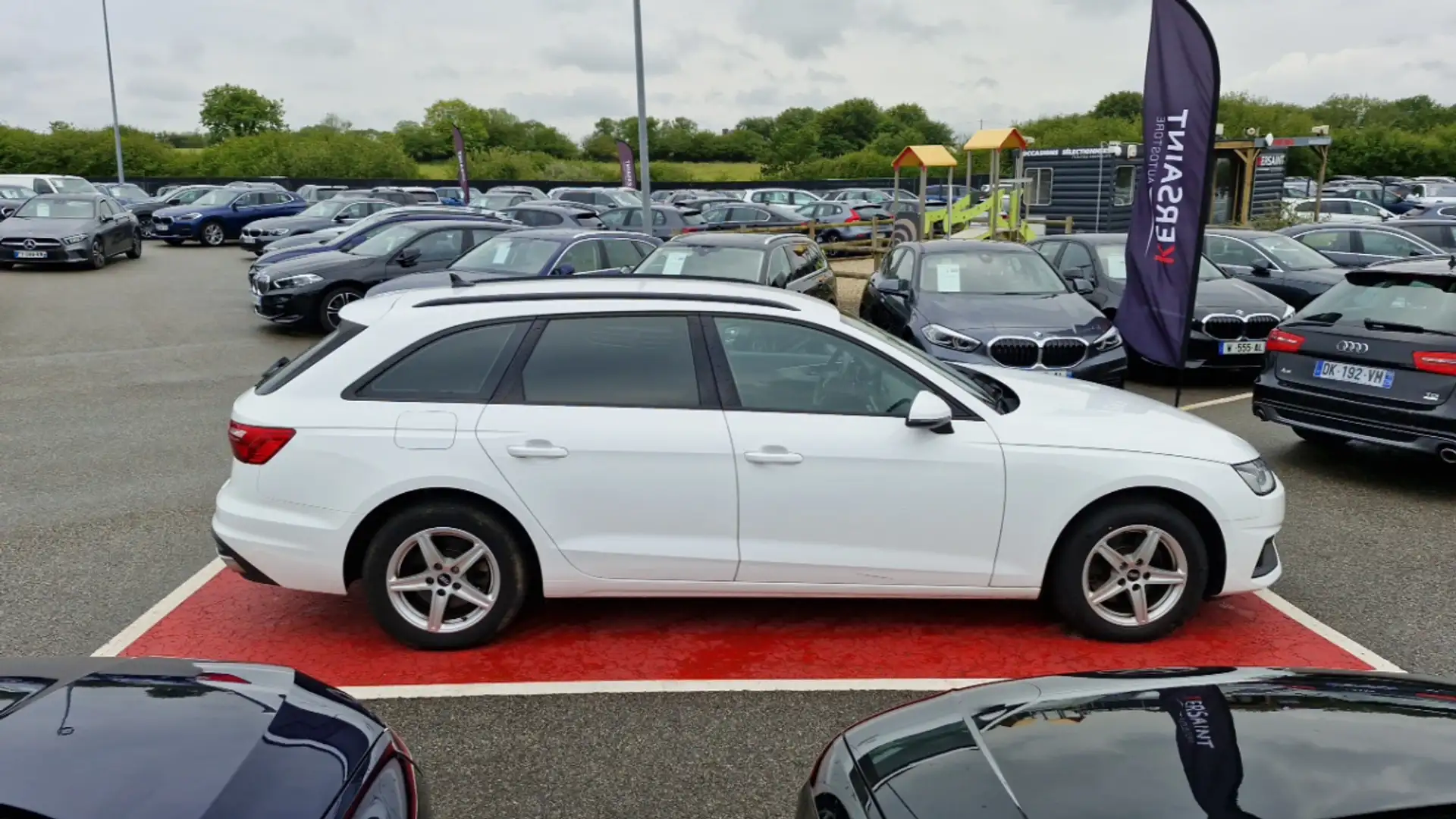 Audi A4 35 TFSI 150 BUSINESS LINE Blanc - 2