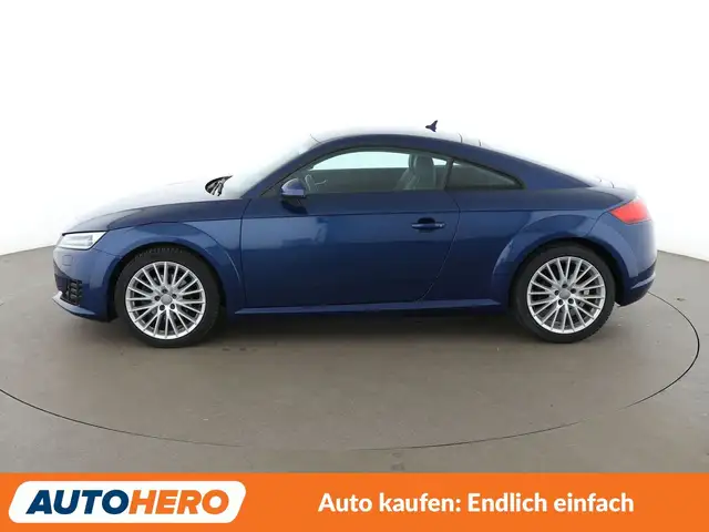 Audi TT view 3