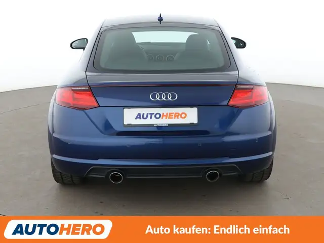 Audi TT view 5