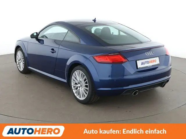 Audi TT view 4