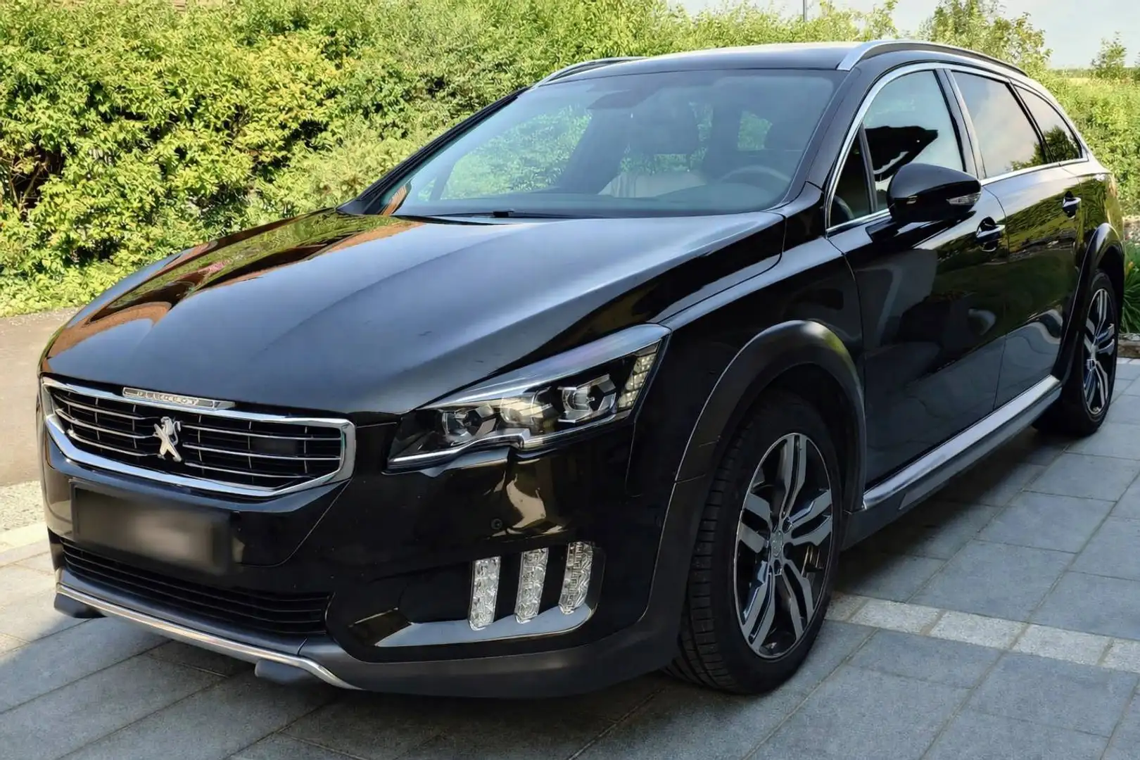 Peugeot 508 Peugeot 508 SW 2,0 BlueHDI 180 S&S EAT6 RXH Braun - 2