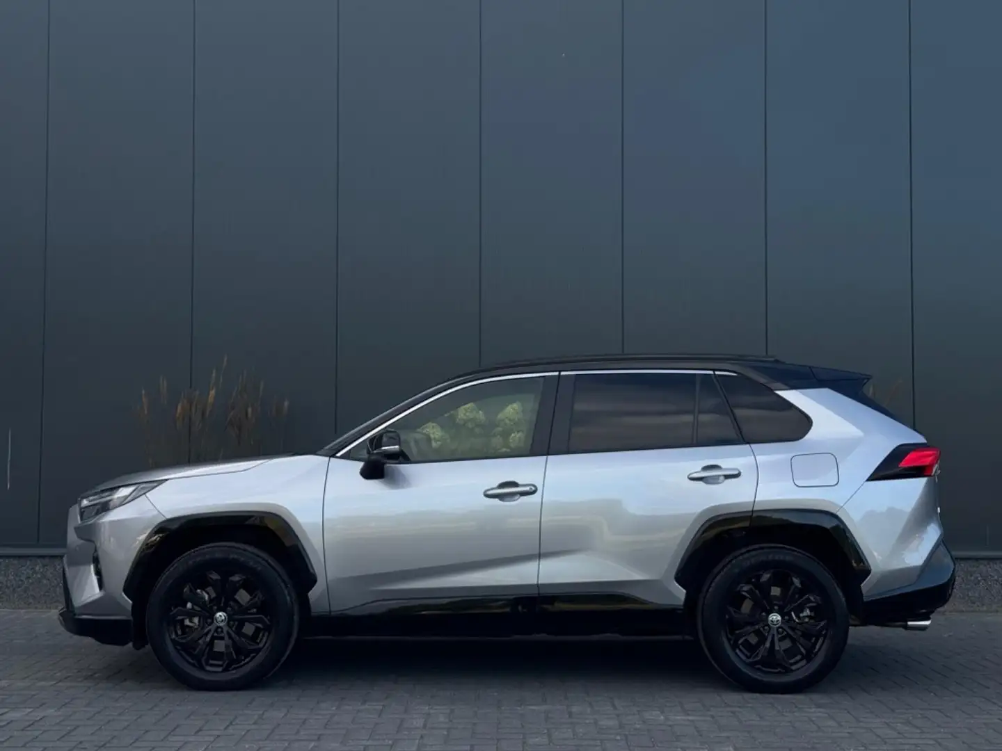 Toyota RAV 4 2.5 Hybrid Bi-Tone M23 NAVI 360 CAMERA CLIMATE SPO Gris - 2