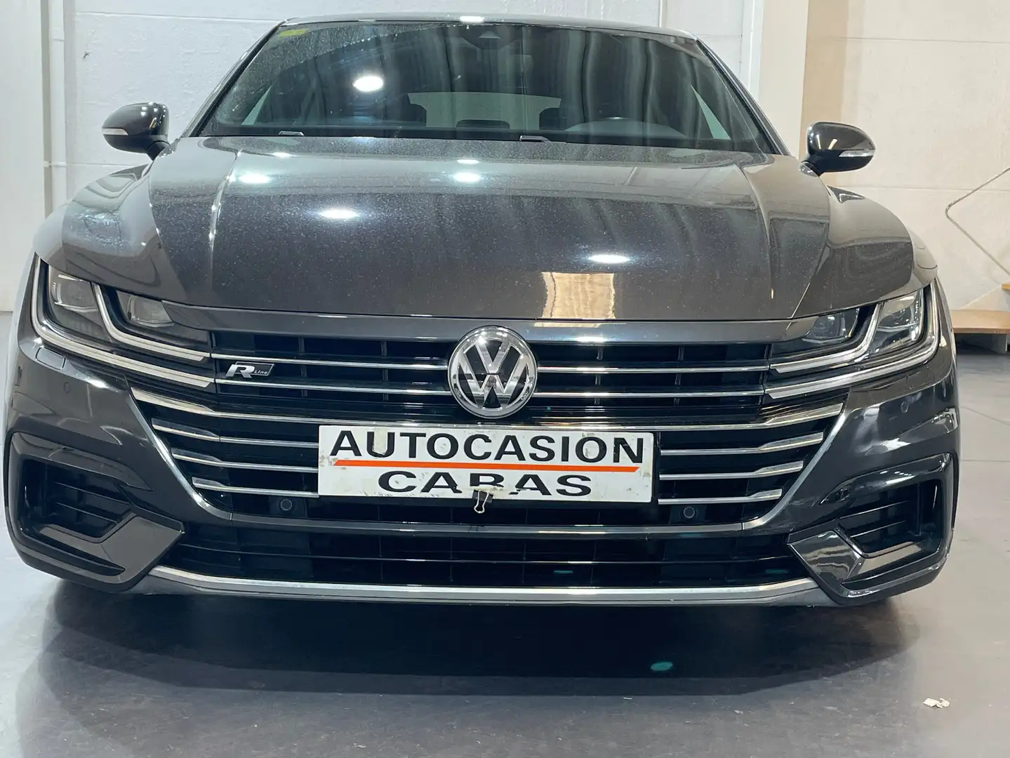 Volkswagen Arteon R-Line 2.0 TDI 140kW (190CV) DSG Gris - 2