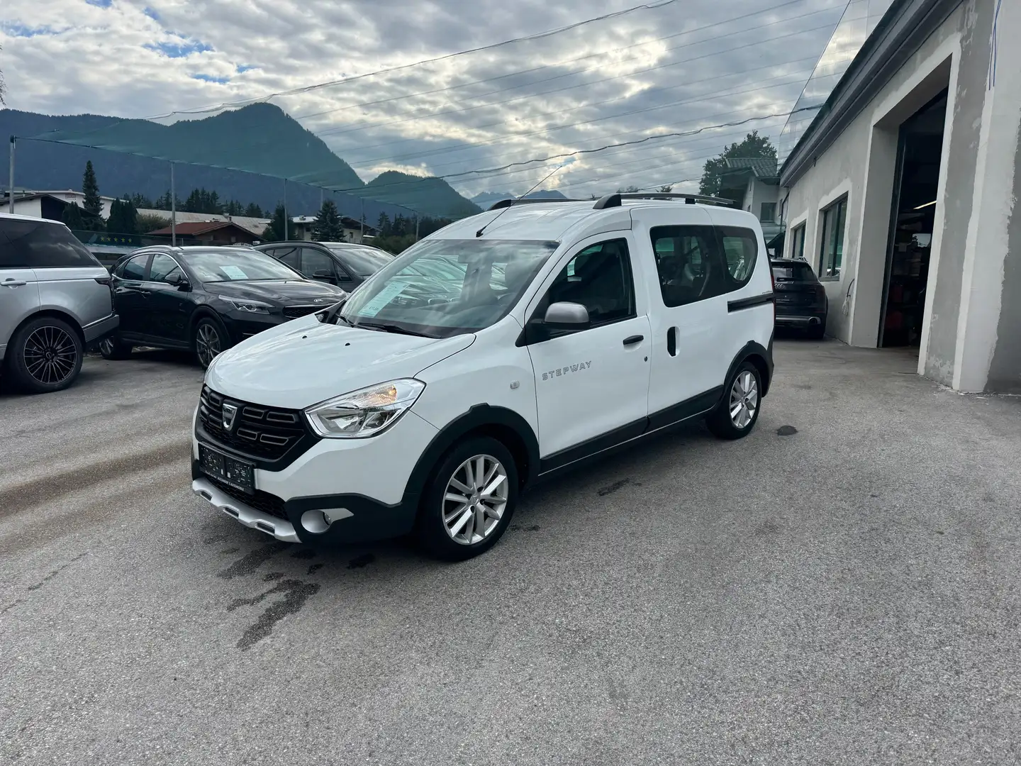 Dacia Dokker Dokker Stepway TCe 115 S Blanc - 2