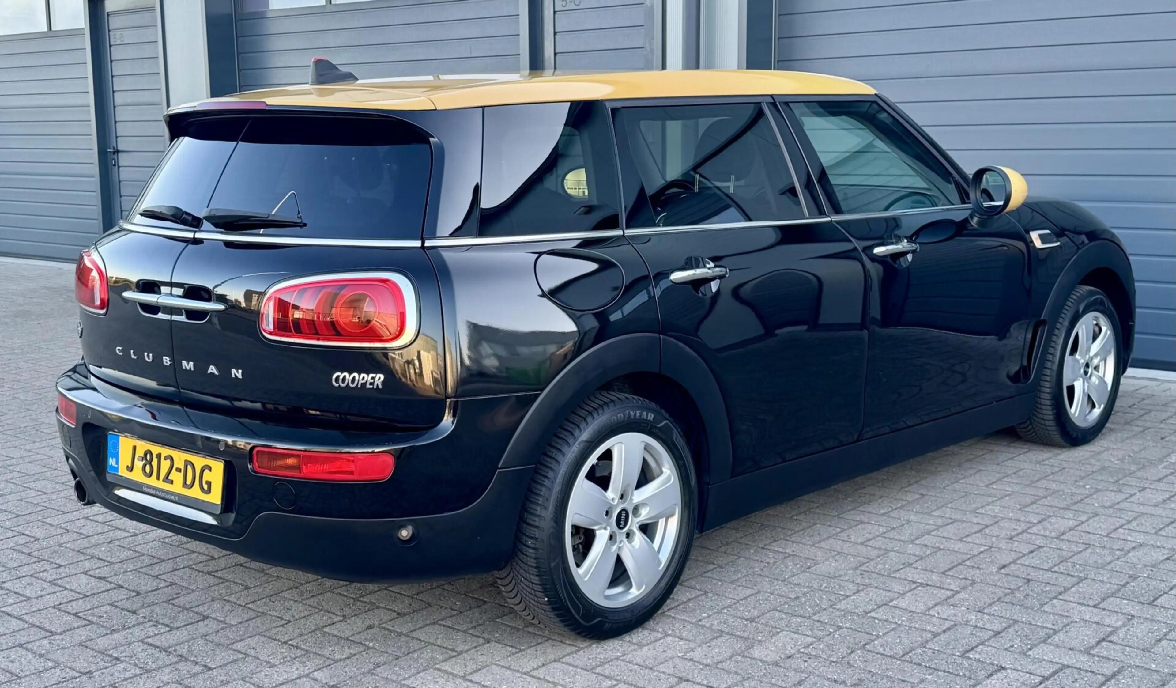 MINI Cooper Clubman 1.5 - 136pk Salt Serious Business | AUTOMAAT | LAG — photo 10