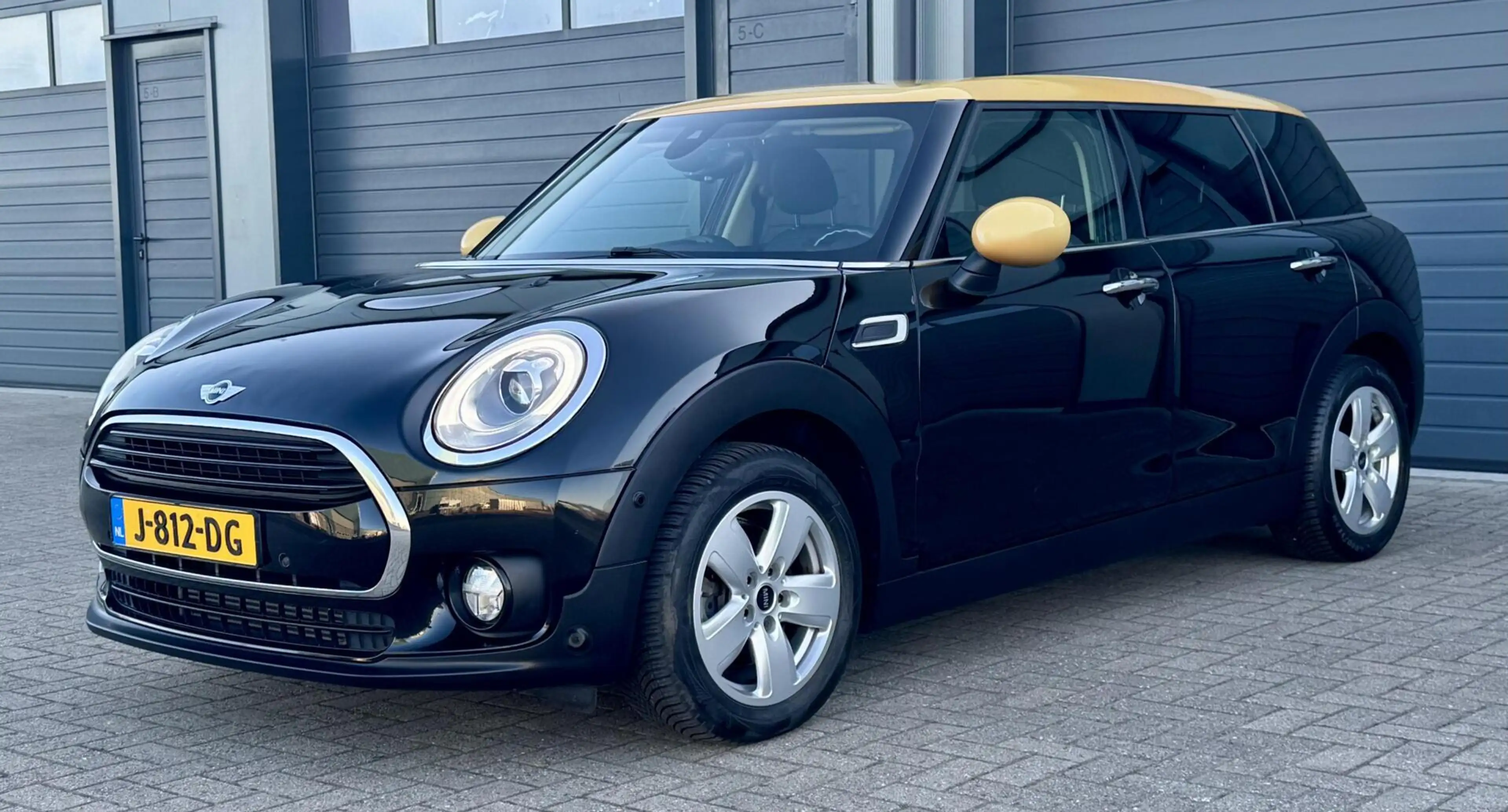 MINI Cooper Clubman 1.5 - 136pk Salt Serious Business | AUTOMAAT | LAG — photo 6