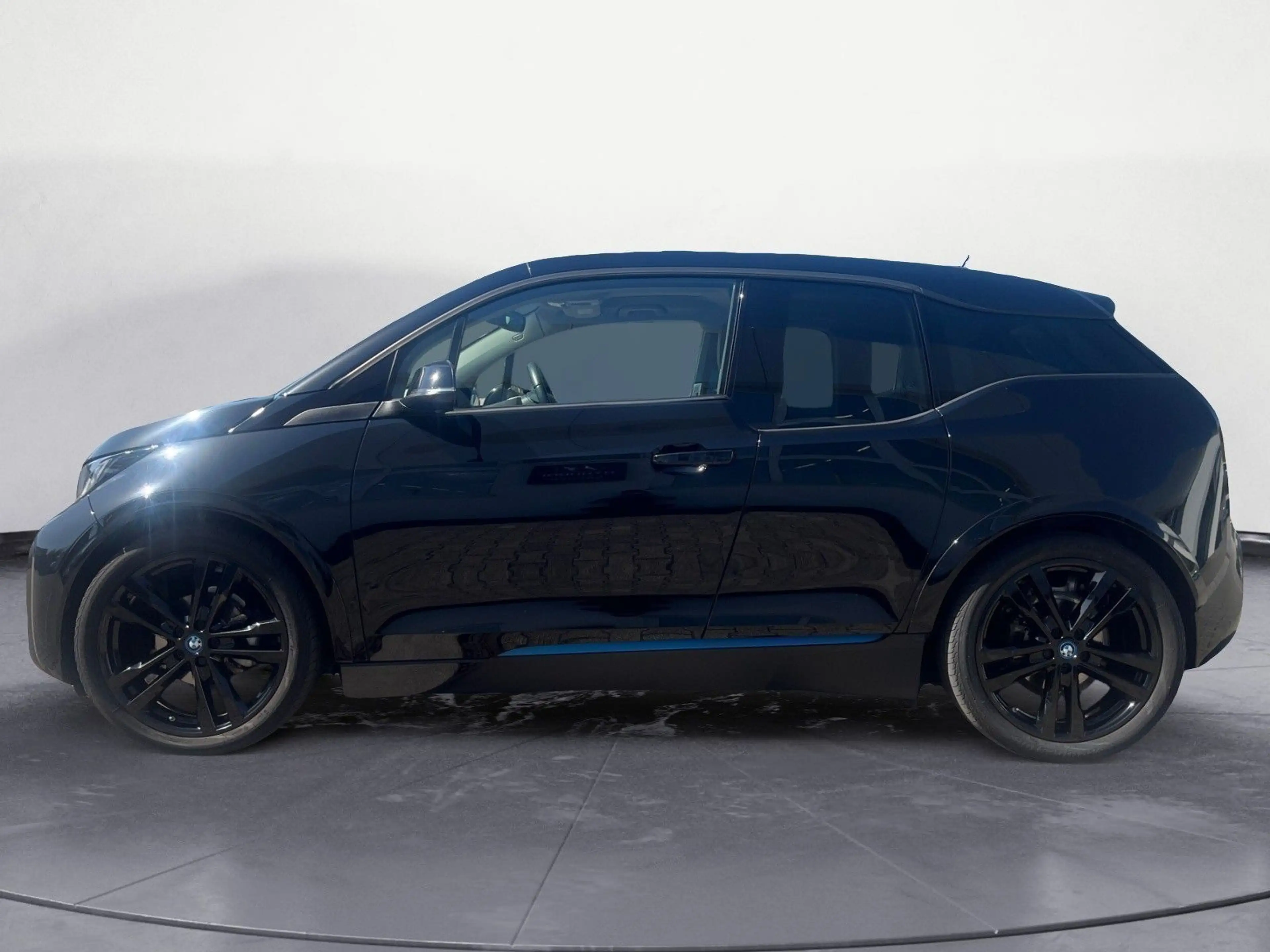 BMW i3 s (120 Ah), Navi Business Klimaaut. PDC — photo 4