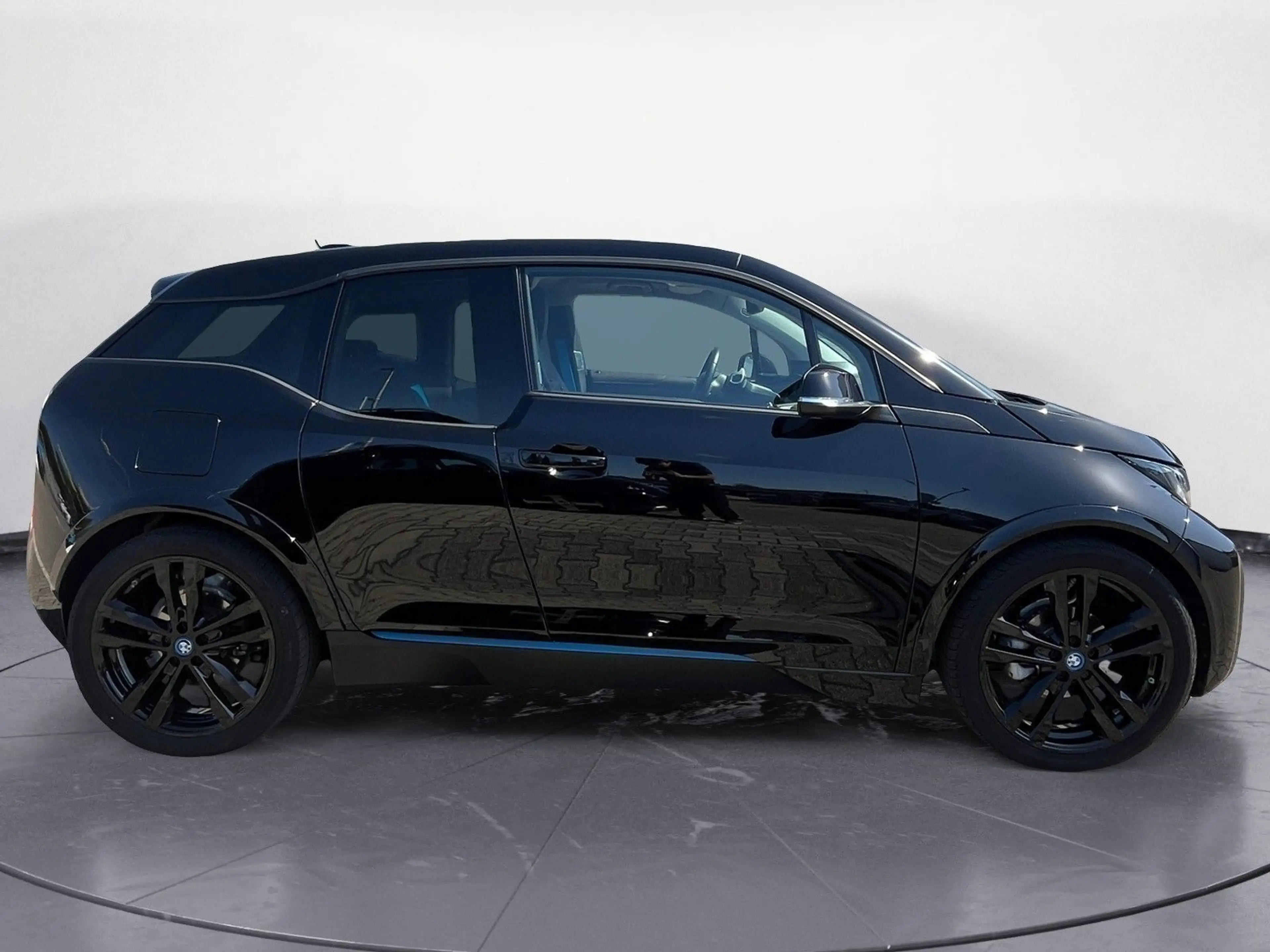 BMW i3 s (120 Ah), Navi Business Klimaaut. PDC — photo 7