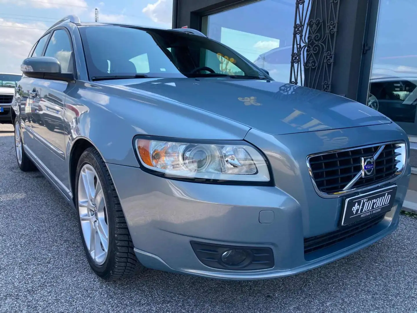 Volvo V50 2.0 D cat Summum Niebieski - 2