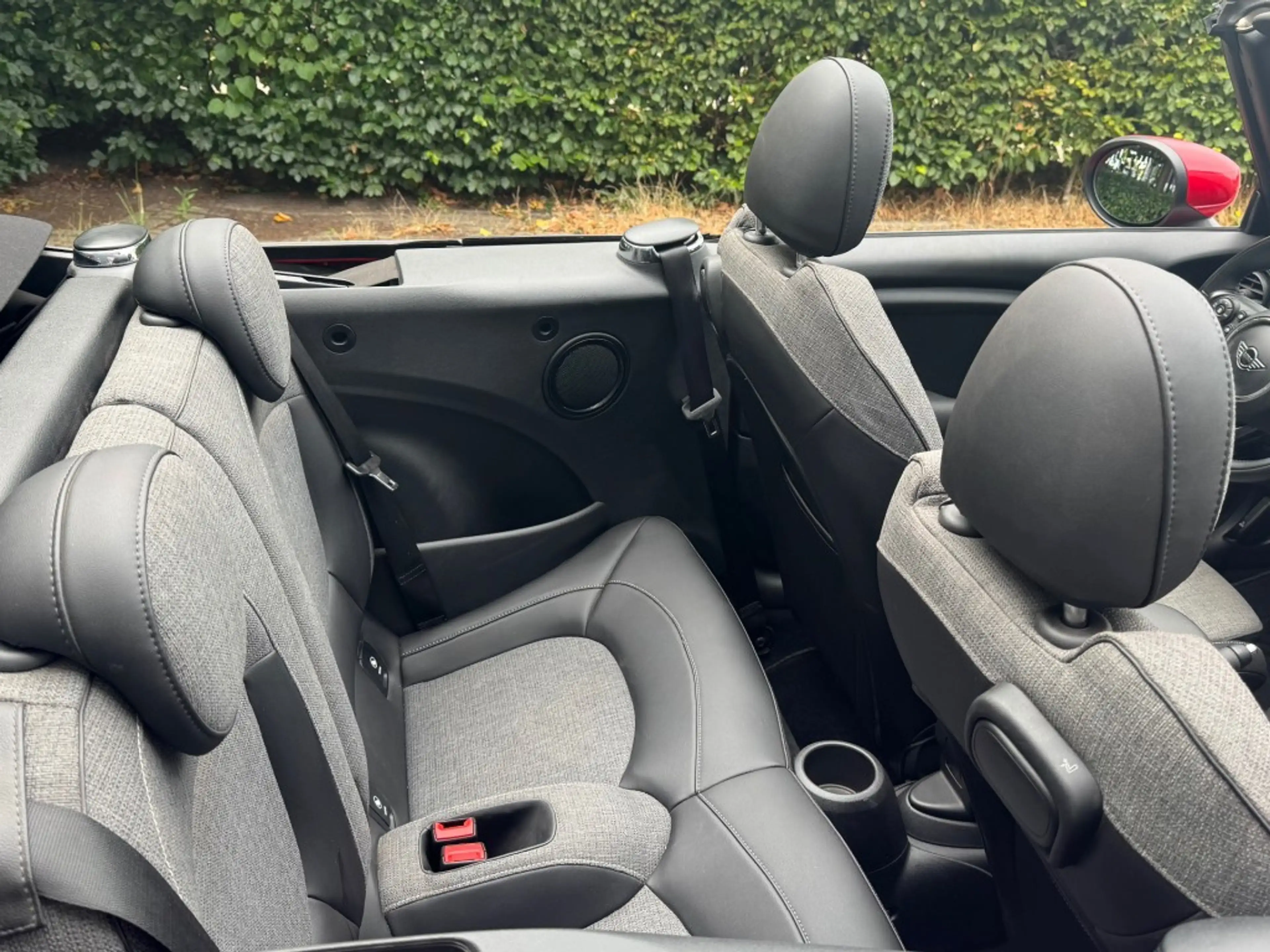 MINI Cooper Cabrio 1.5 COOPER + Led + Navi + 1/2 Leder + 17 inch JCW — photo 21