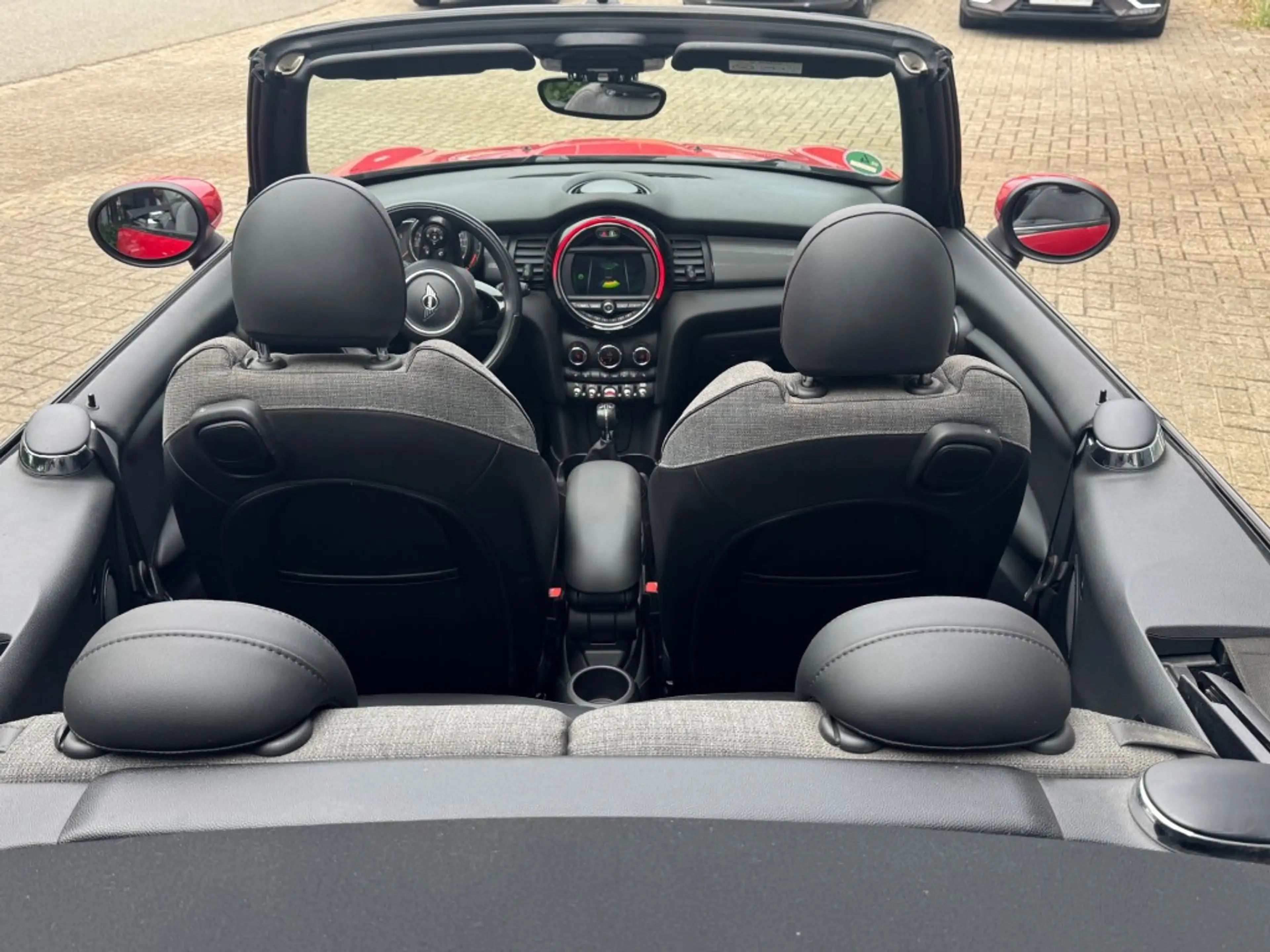 MINI Cooper Cabrio 1.5 COOPER + Led + Navi + 1/2 Leder + 17 inch JCW — photo 17