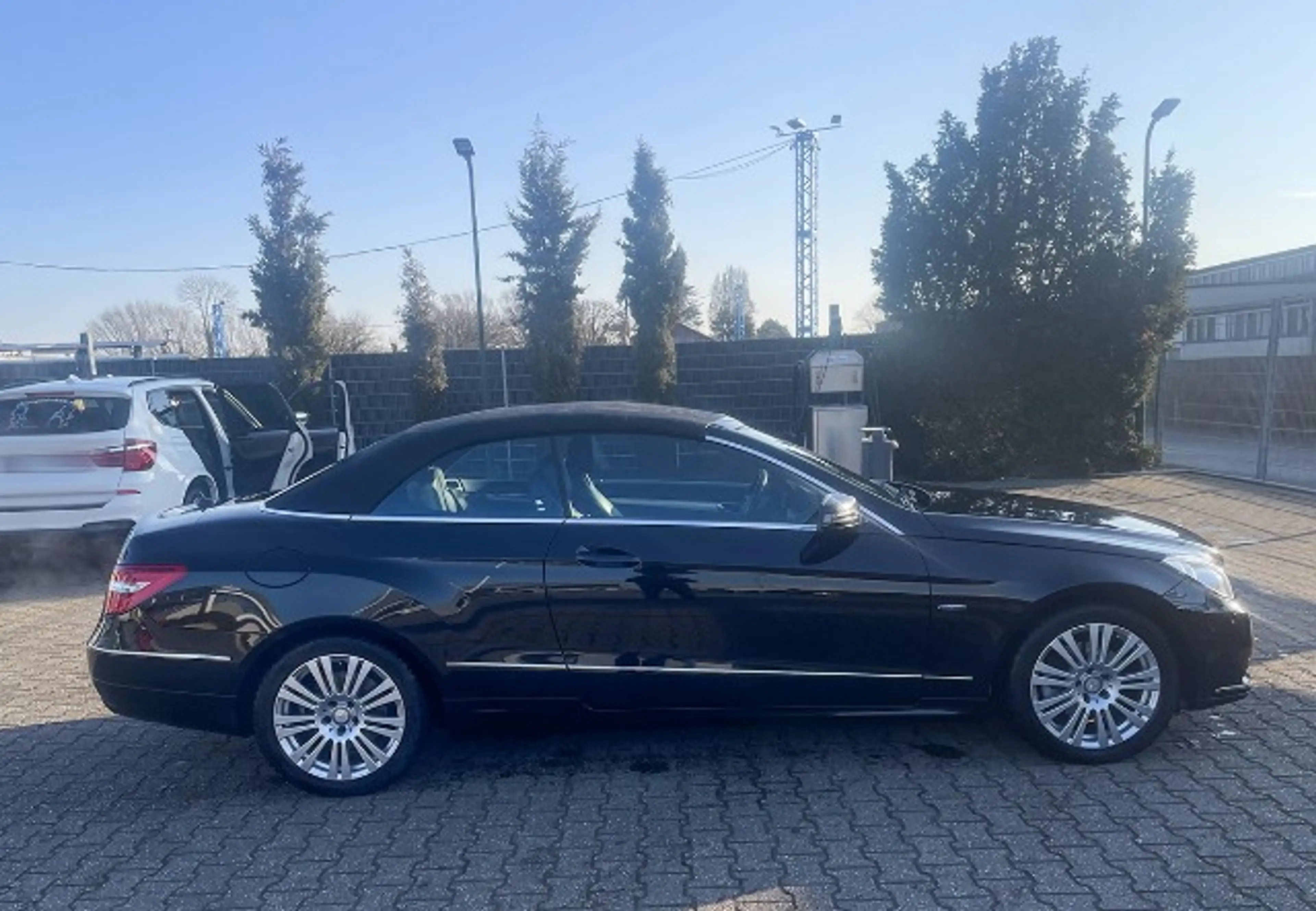 Mercedes-Benz E 220 CDI Cabrio Avantgarde Navi SHZ Leder — photo 10