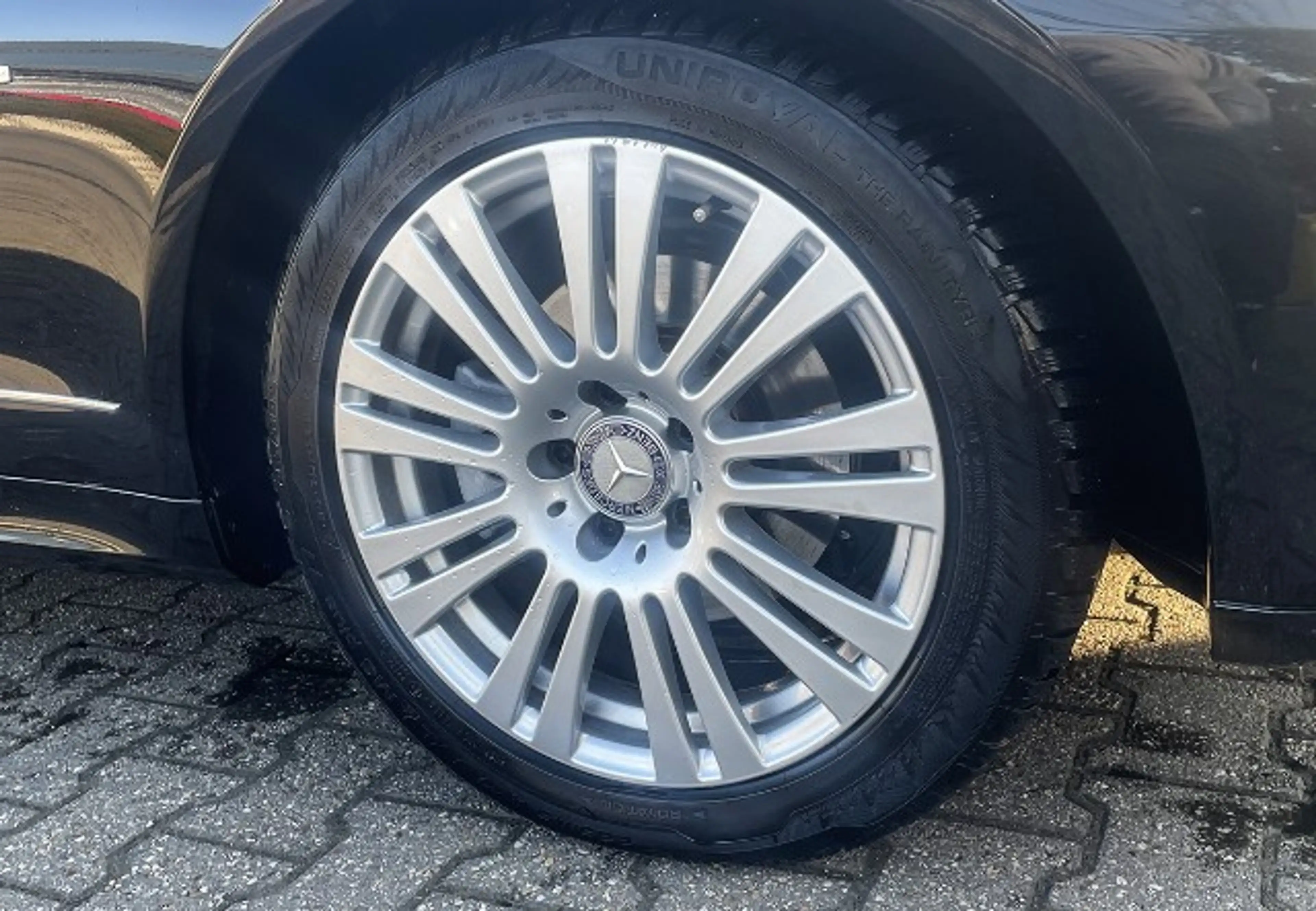 Mercedes-Benz E 220 CDI Cabrio Avantgarde Navi SHZ Leder — photo 11
