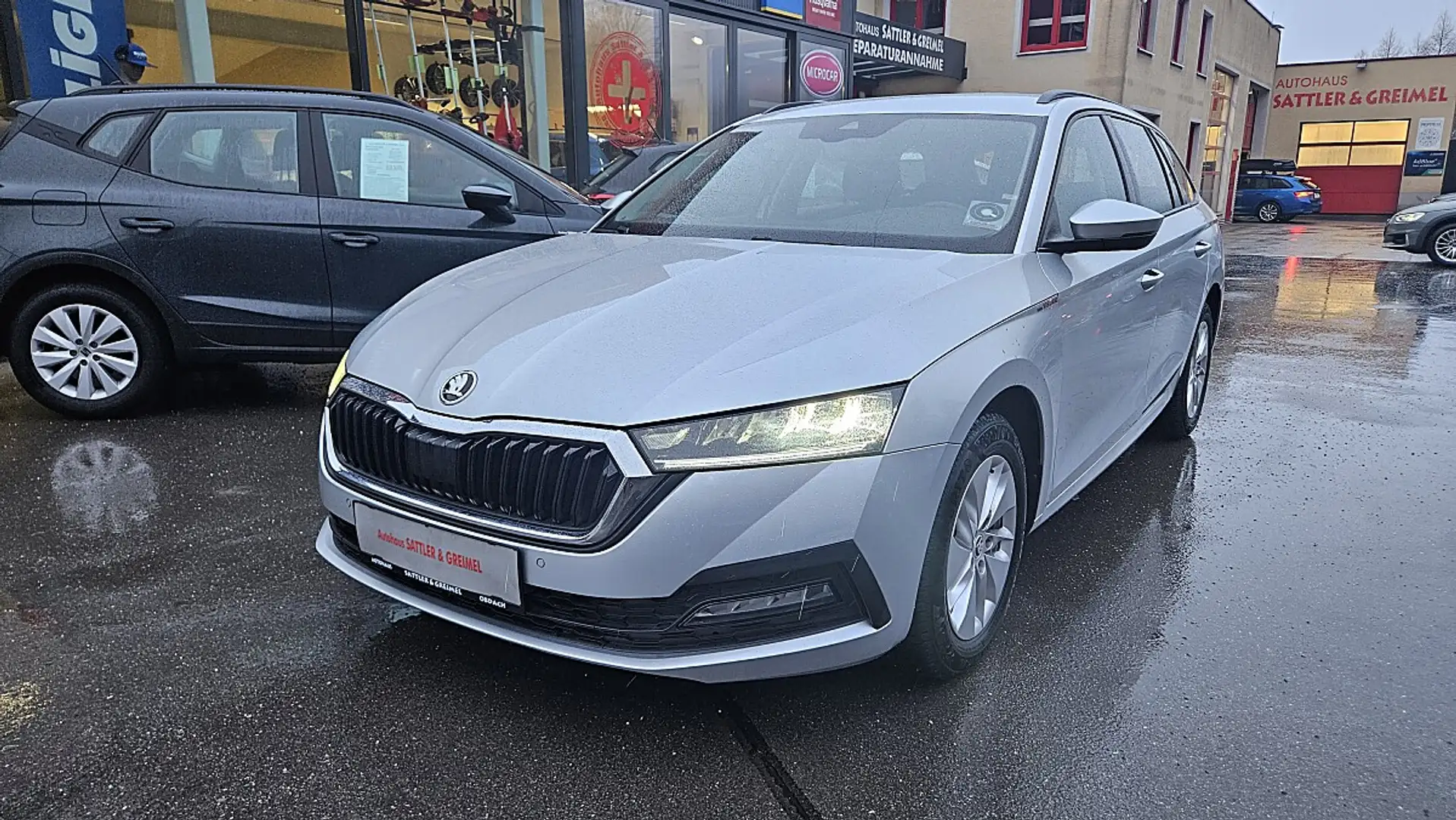 Skoda Octavia 2,0 TDI Ambition DSG Silber - 2