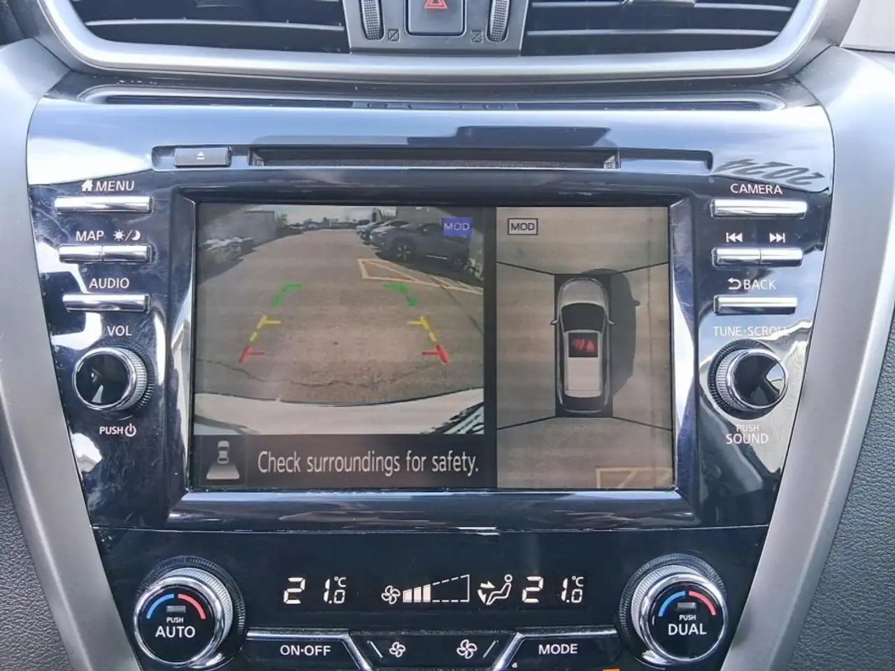 Nissan Murano снимка Nissan Murano