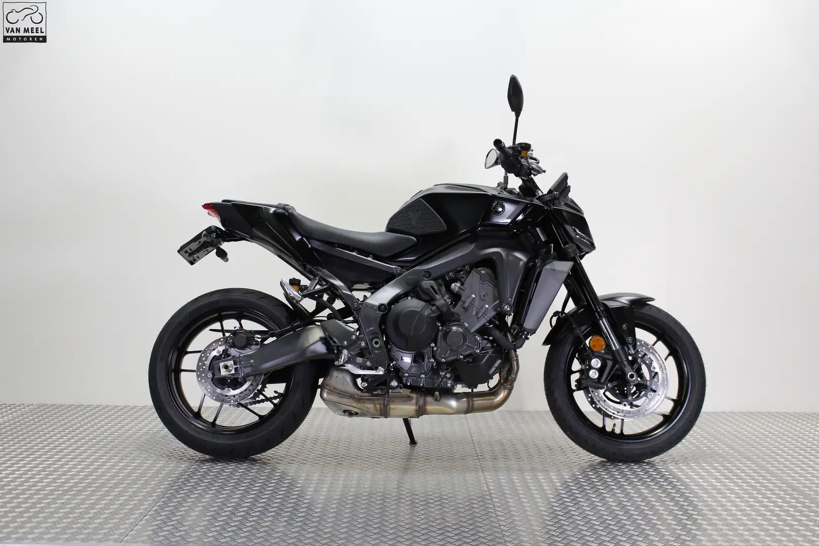 Yamaha MT-09 ABS Y-AMT Zwart - 1