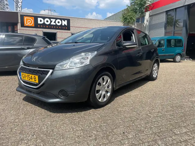Peugeot 208 1.0 VTi Access zeer nette auto