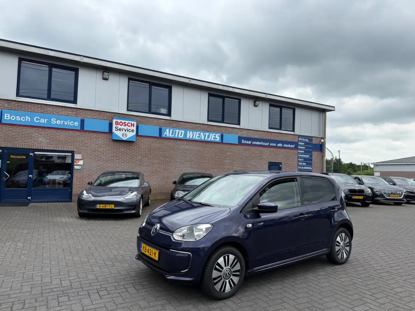Volkswagen e-up! e-Up! Highline 5-Drs | SOH 86% | Airco-Ecc Blauw - 2