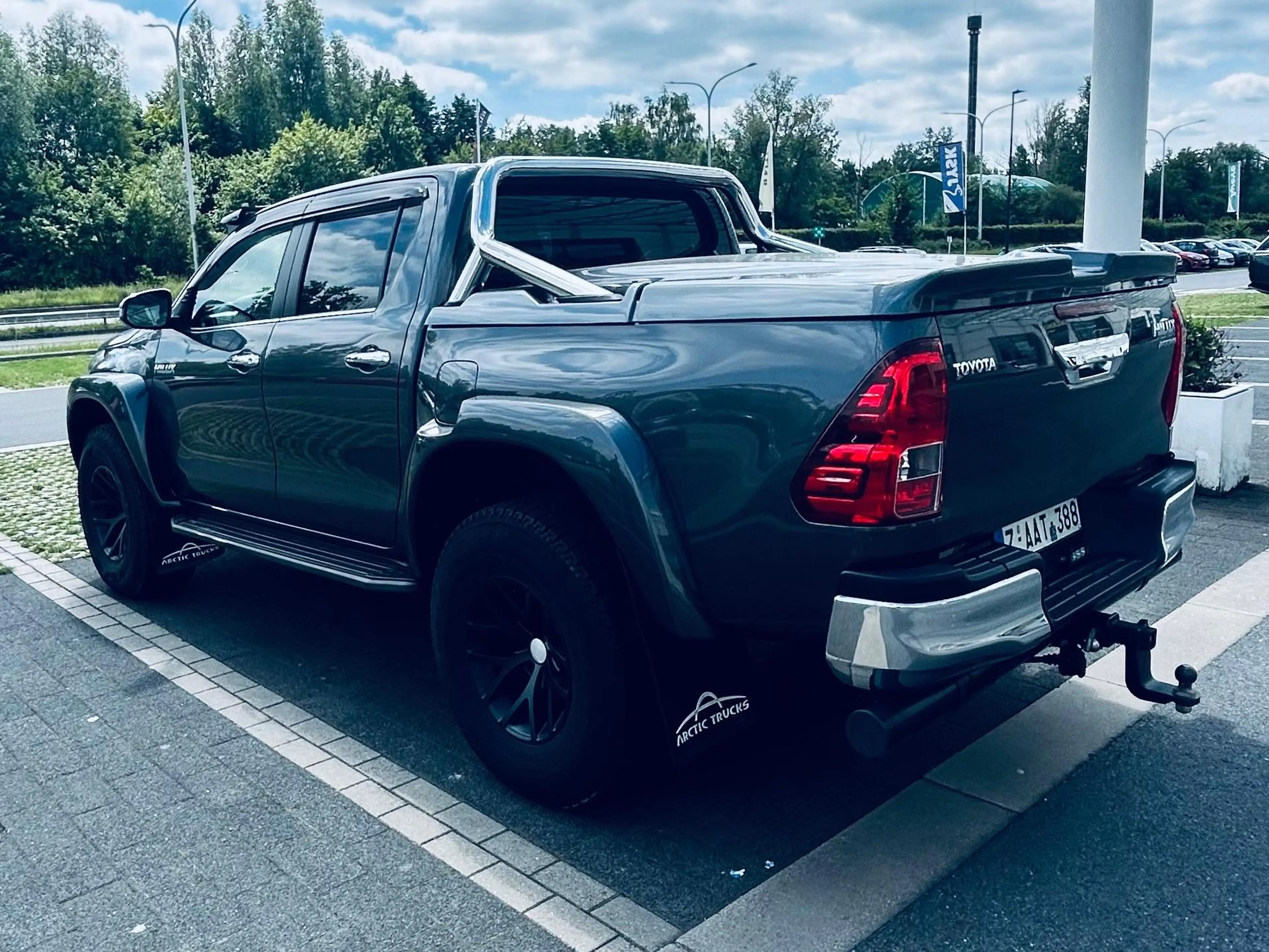 Toyota Hilux 2.4 D-4D 4WD ARCTIC TRUCK — photo 5