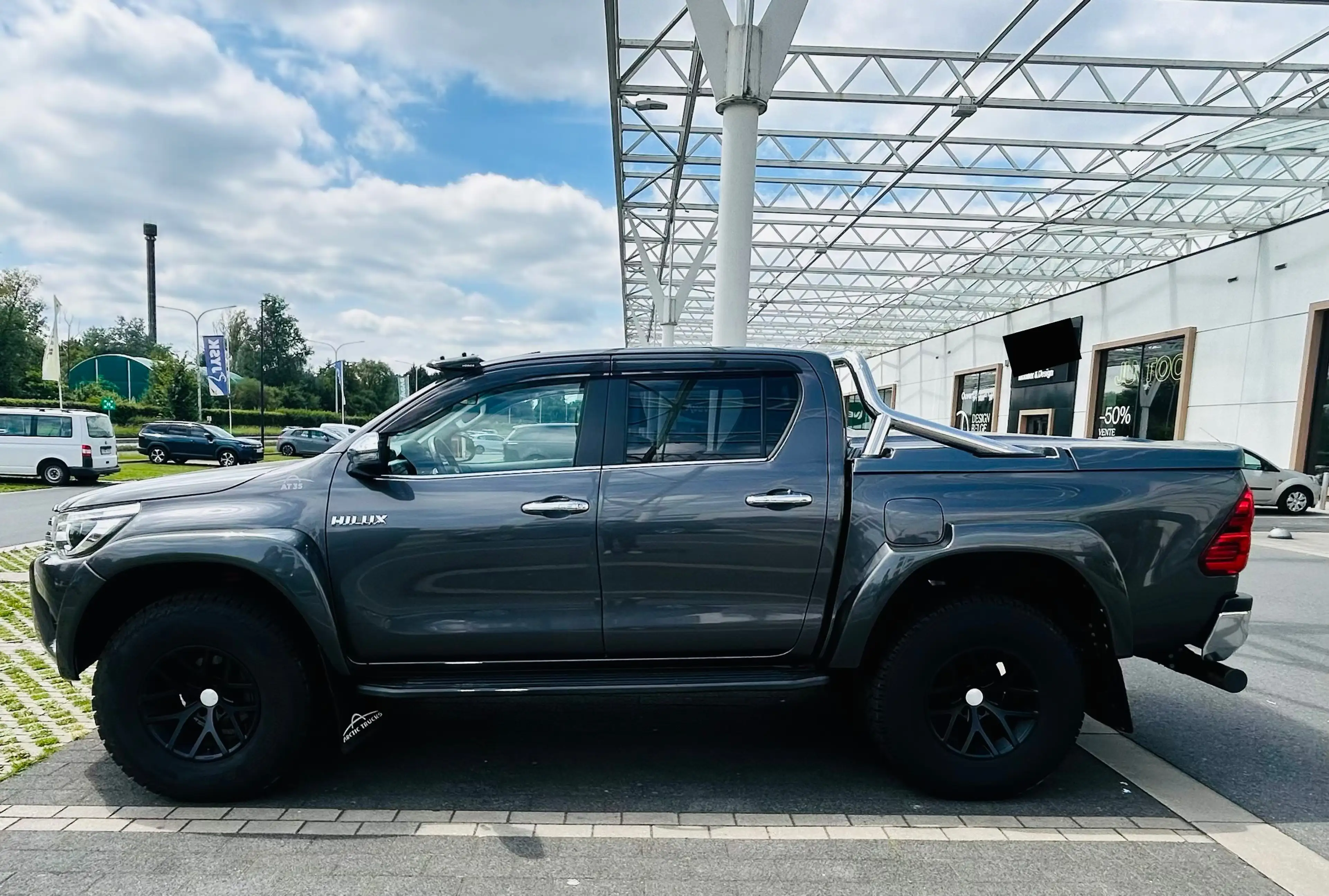 Toyota Hilux 2.4 D-4D 4WD ARCTIC TRUCK — photo 4