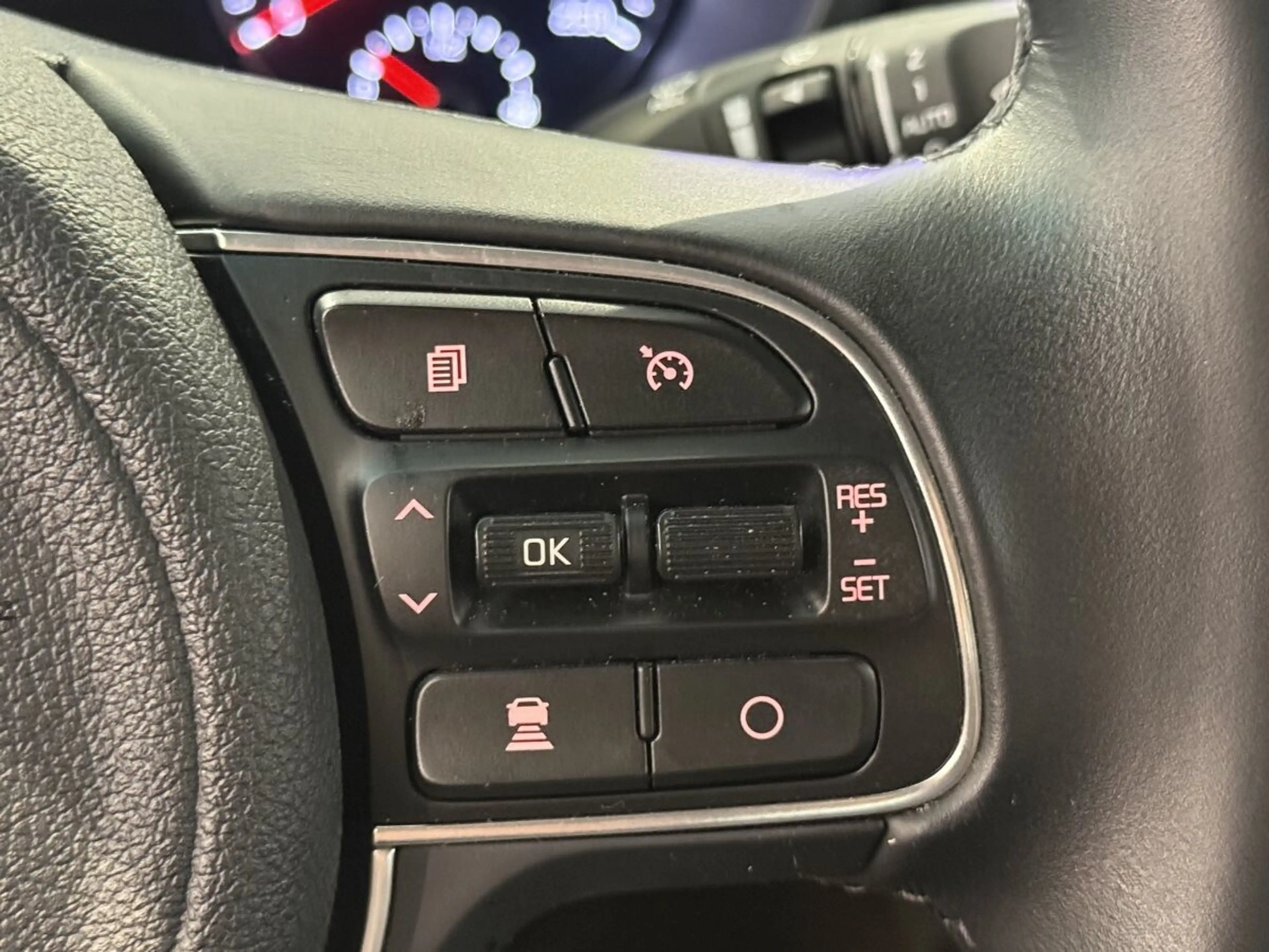 Kia Optima Platin Hybrid — photo 15