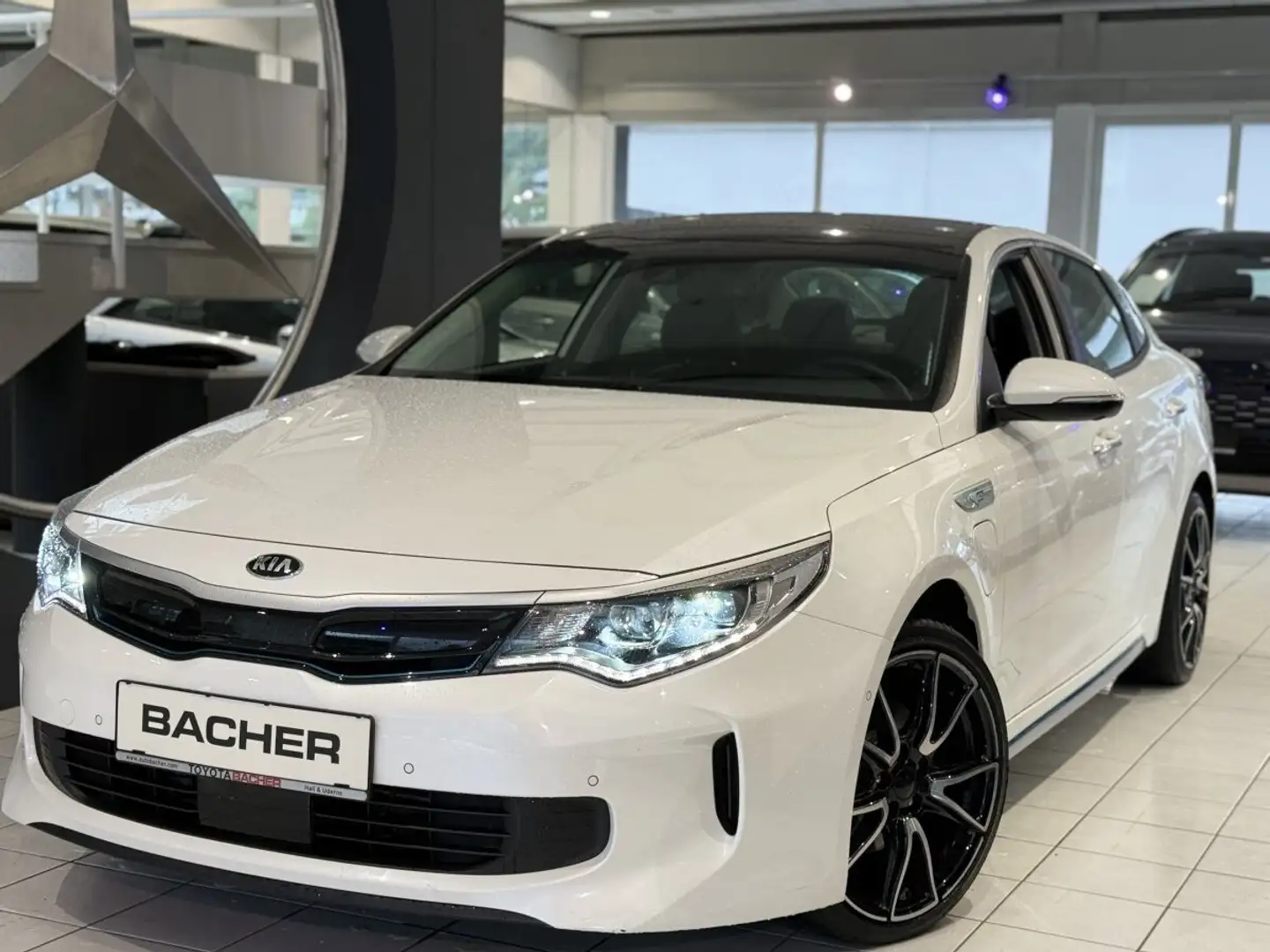 Kia Optima Platin Hybrid Weiß - 1