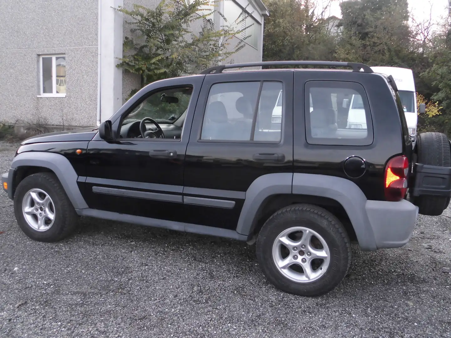 Jeep Cherokee Cherokee 2.8 crd Sport auto Modrá - 1