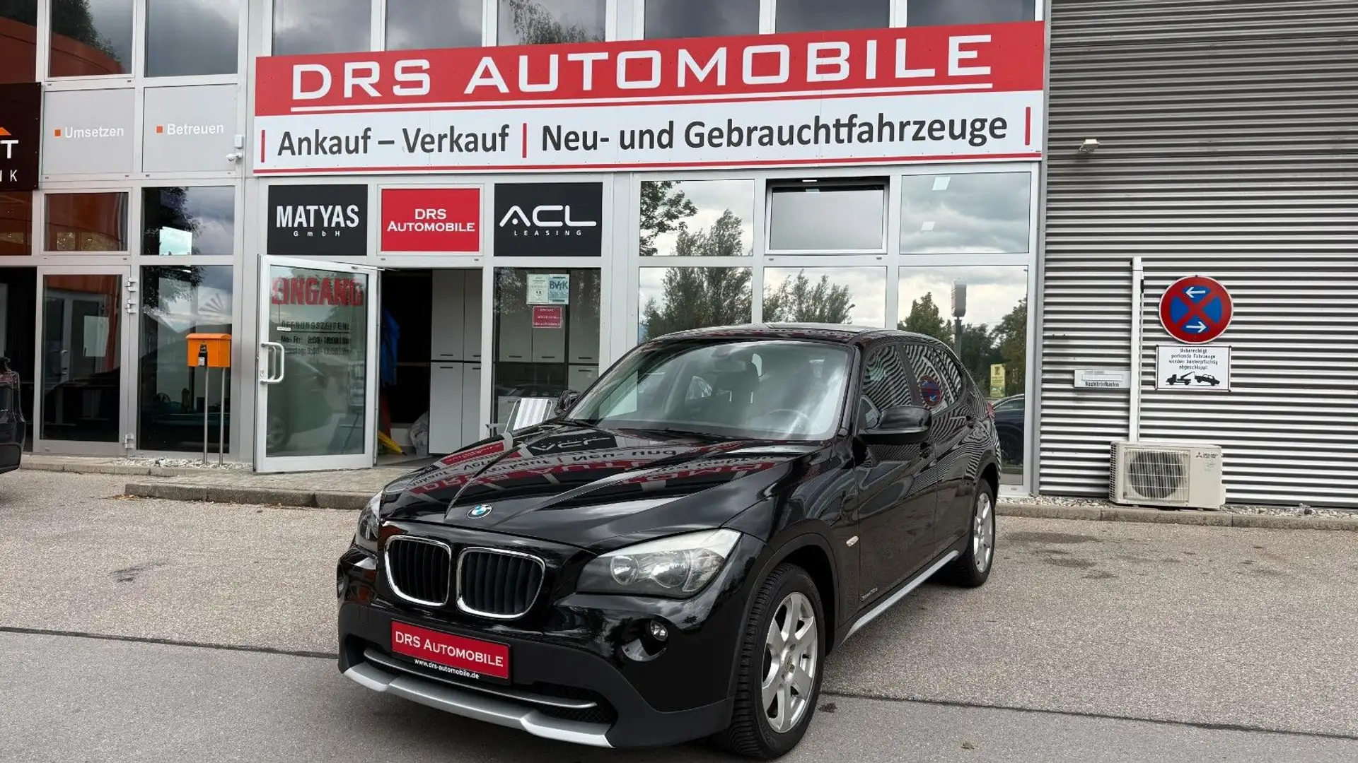 BMW X1 Baureihe X1 18 d sDrive/X Line Noir - 1