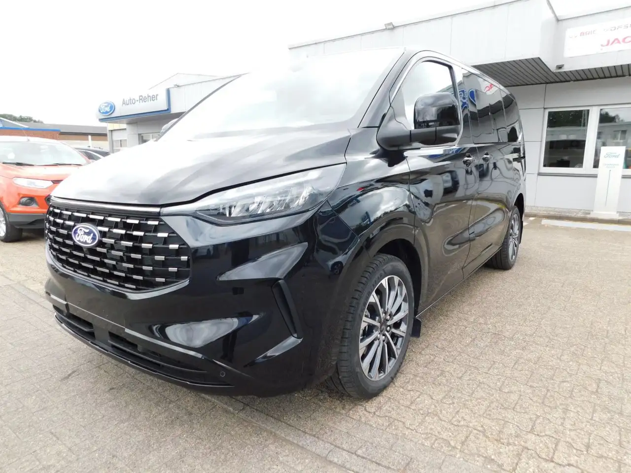 Ford Tourneo Custom 2026