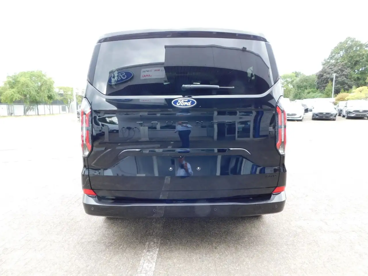 Ford Tourneo Custom 2026 — фото 8