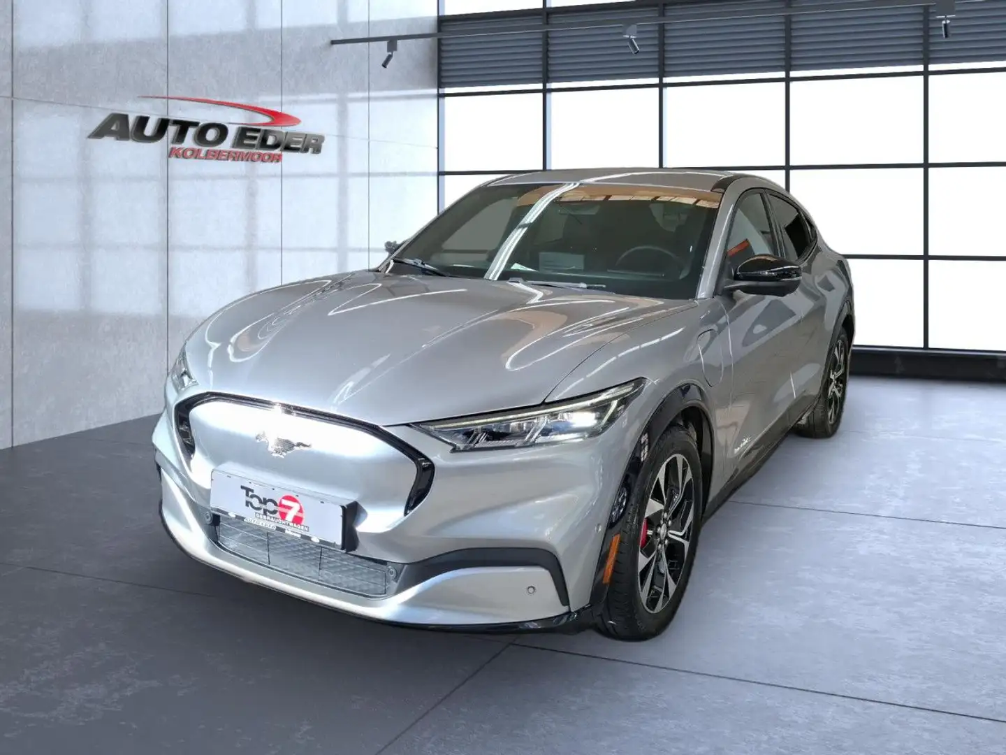 Ford Mustang Mach-E AWD Bluetooth Navi LED Vollleder Silber - 2