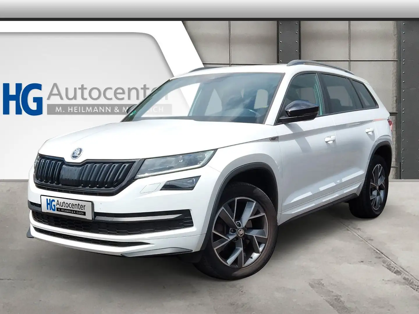 Skoda Kodiaq Sportline 4x4 2.0 TSI DSG Pano AHK Stdhzg Weiß - 1