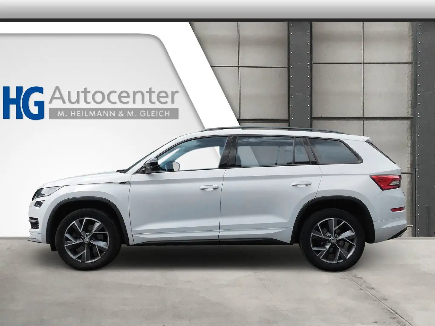 Skoda Kodiaq Sportline 4x4 2.0 TSI DSG Pano AHK Stdhzg Weiß - 2