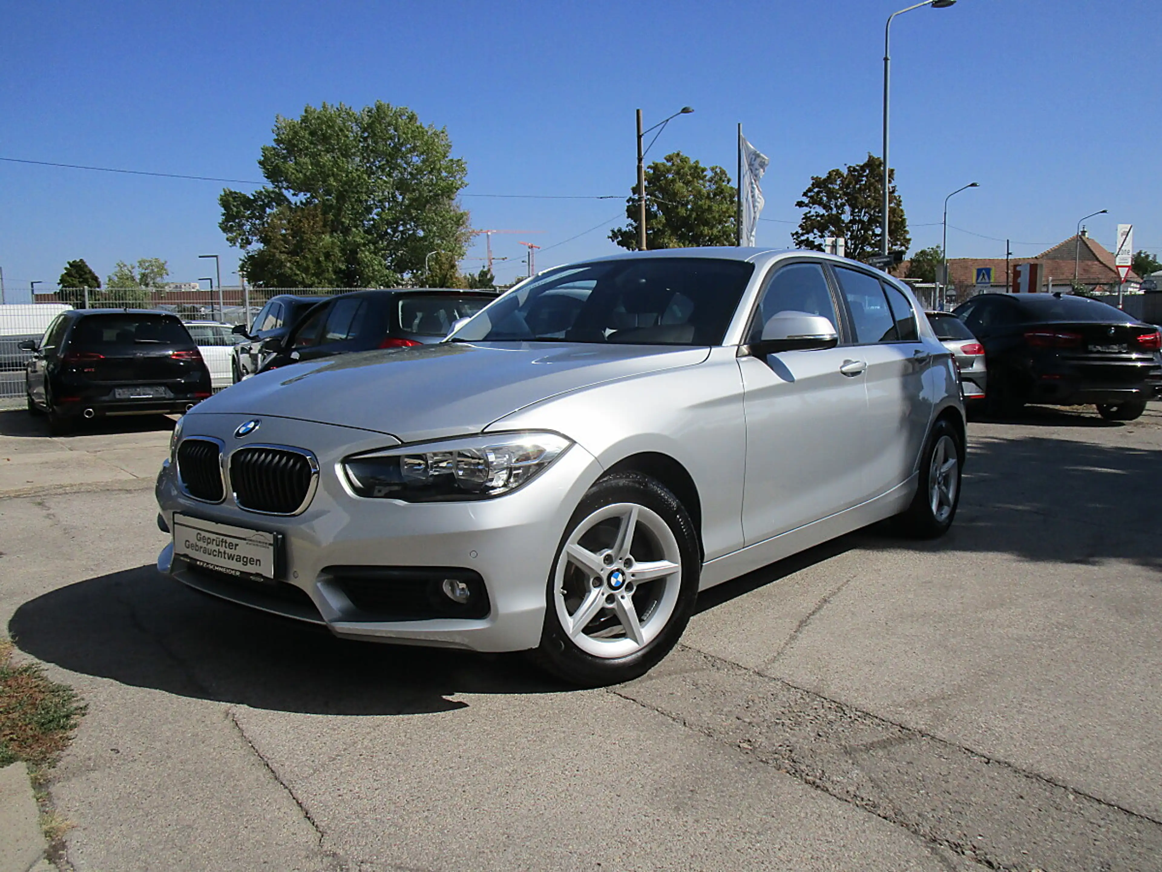 BMW 116 d Advantage — photo 2
