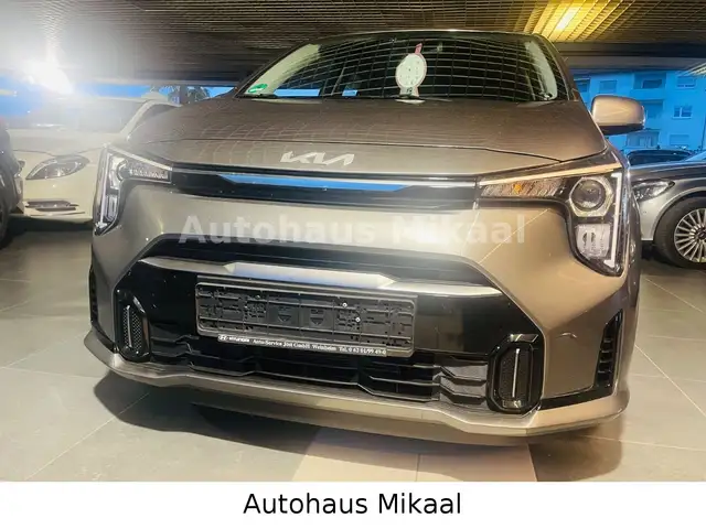Kia Picanto view 2