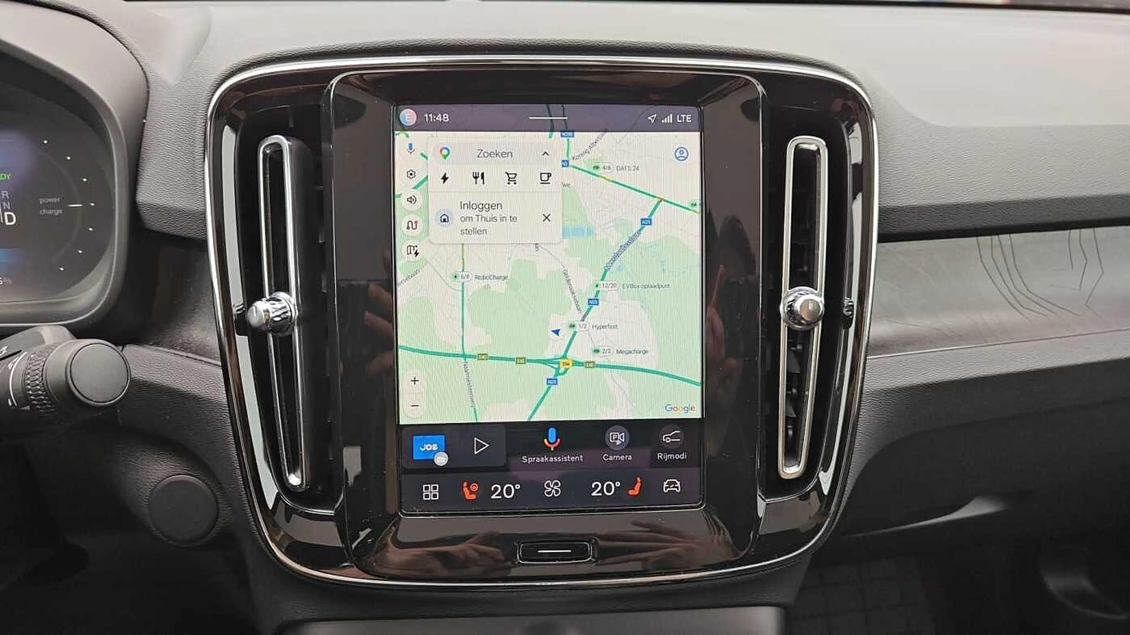 Volvo C40 Recharge Core, Single Motor Extended Range, Elektr — photo 13