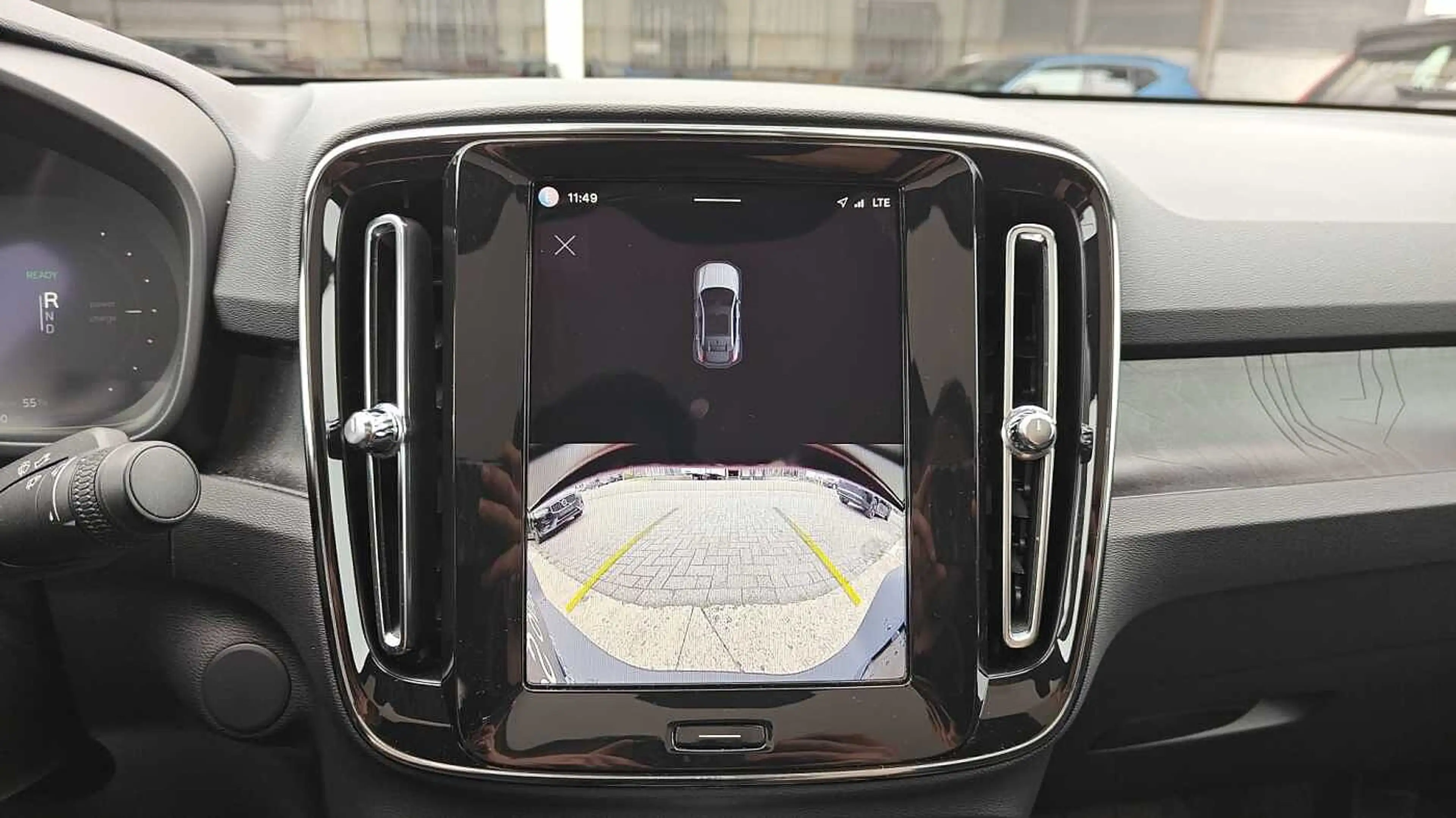 Volvo C40 Recharge Core, Single Motor Extended Range, Elektr — photo 15