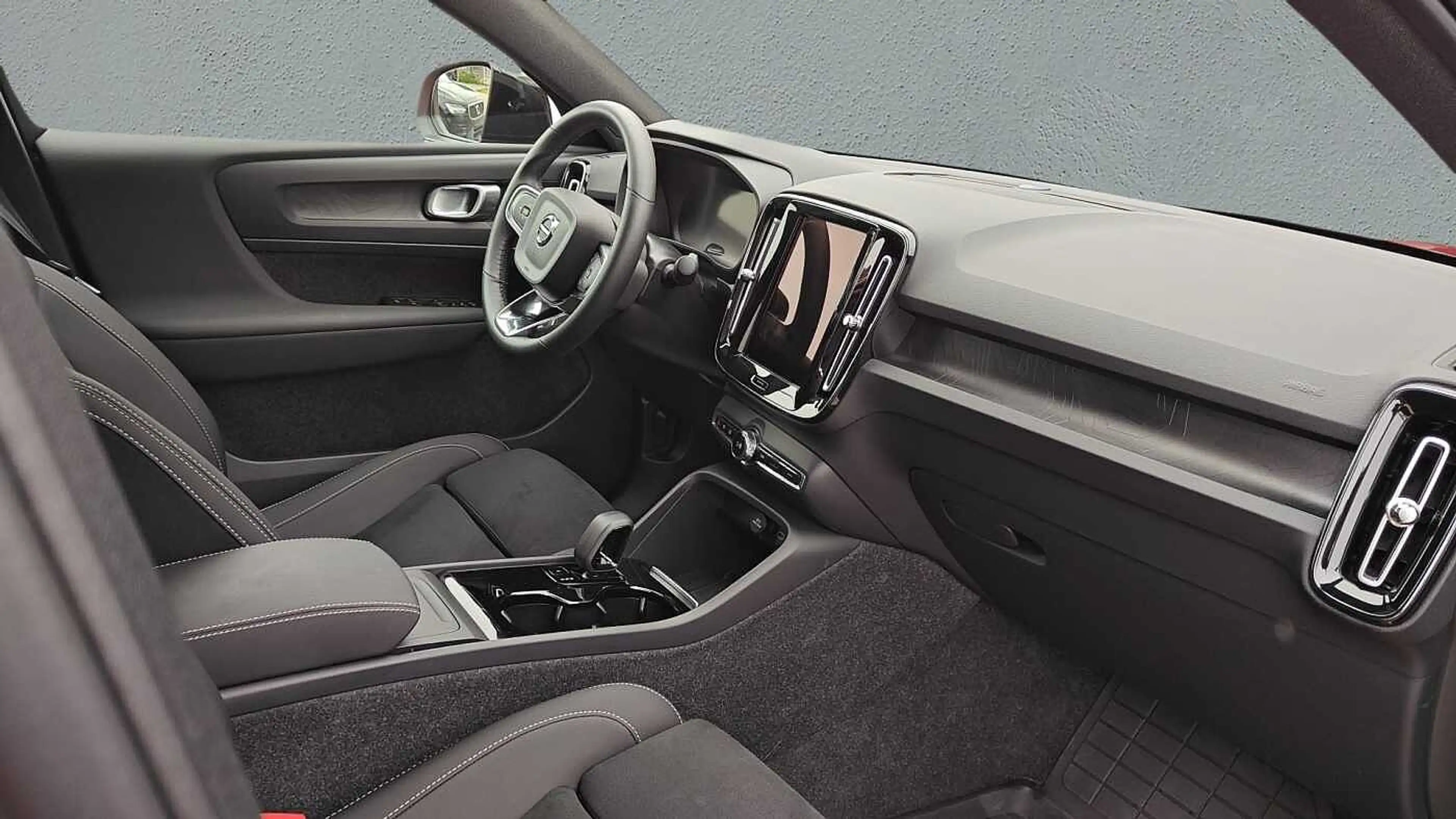 Volvo C40 Recharge Core, Single Motor Extended Range, Elektr — photo 5
