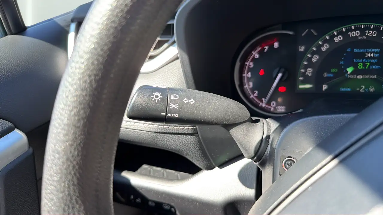 Toyota RAV 4 снимка Toyota RAV 4