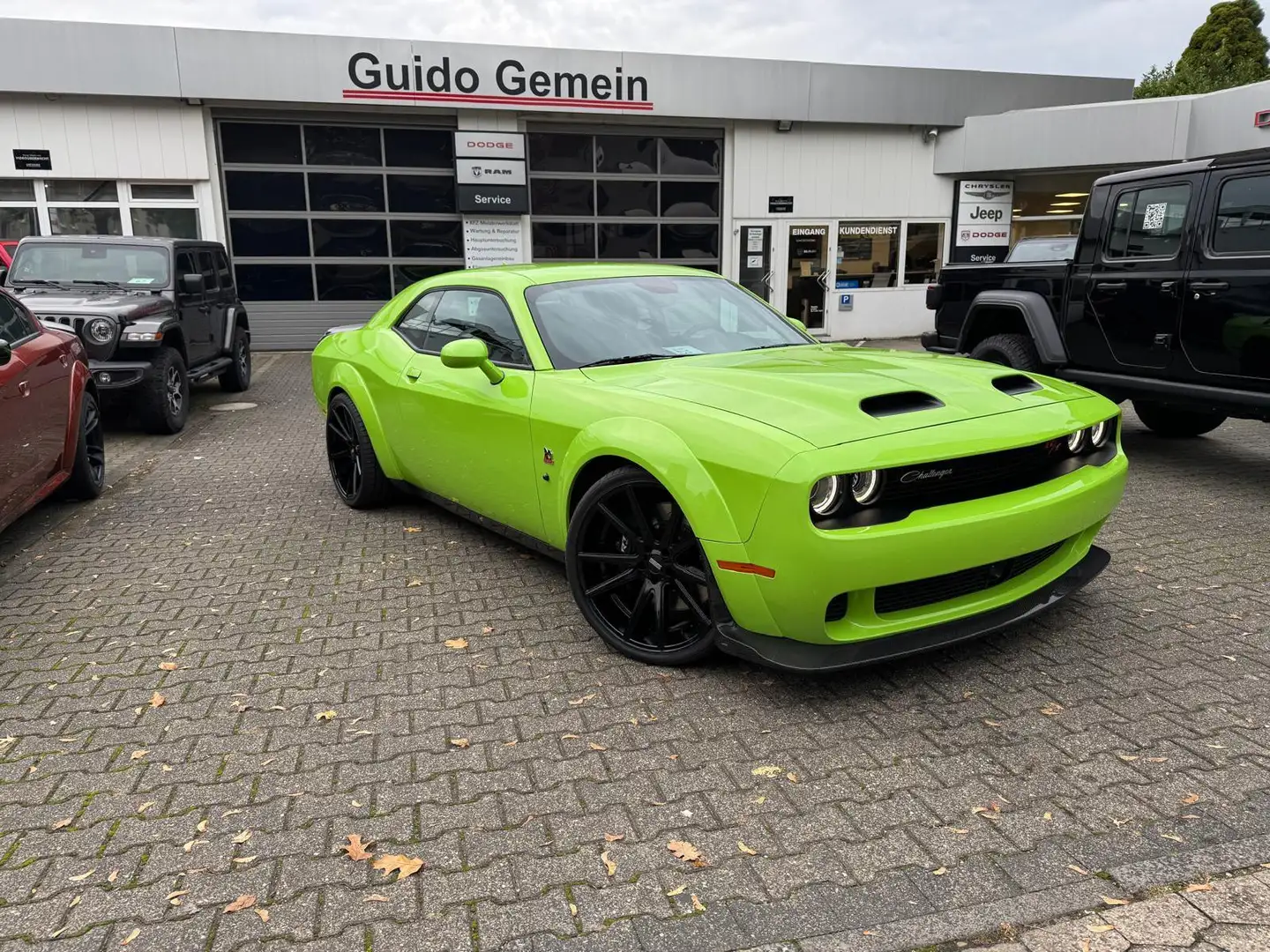 Dodge Challenger 6.4 V8 R/T Scat Pack 22"+Carbon+Klappenauspuff Wid Green - 2