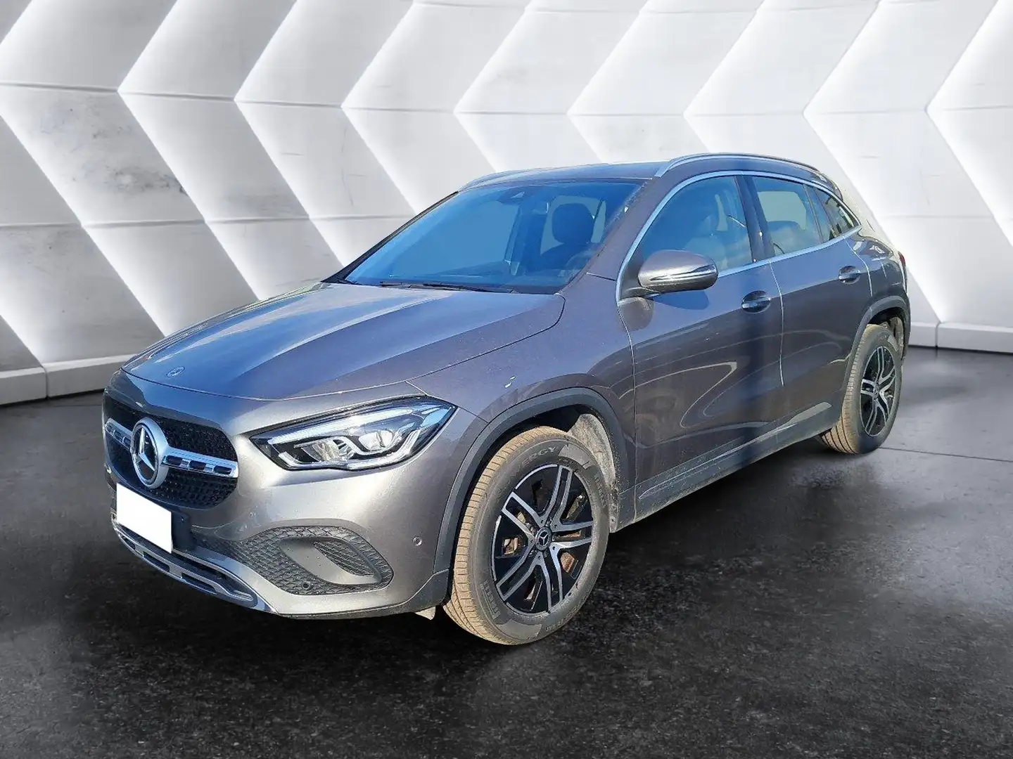 Mercedes-Benz GLA 200 GLA 200 d Automatic 4Matic Sport Plus Gris - 1