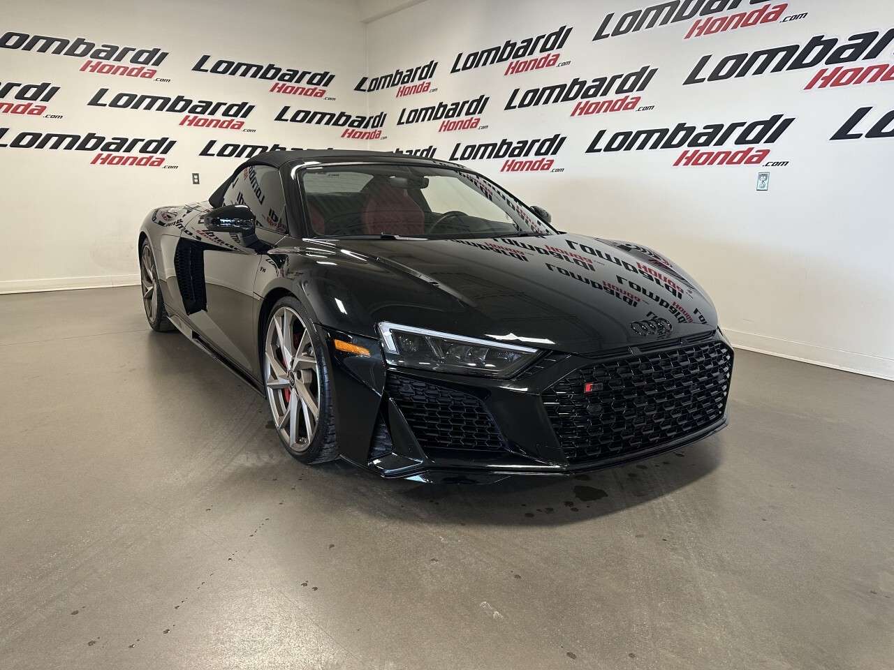 2023 Audi R8 V10 performance Réservé / Reserved Call Us — снимка 1