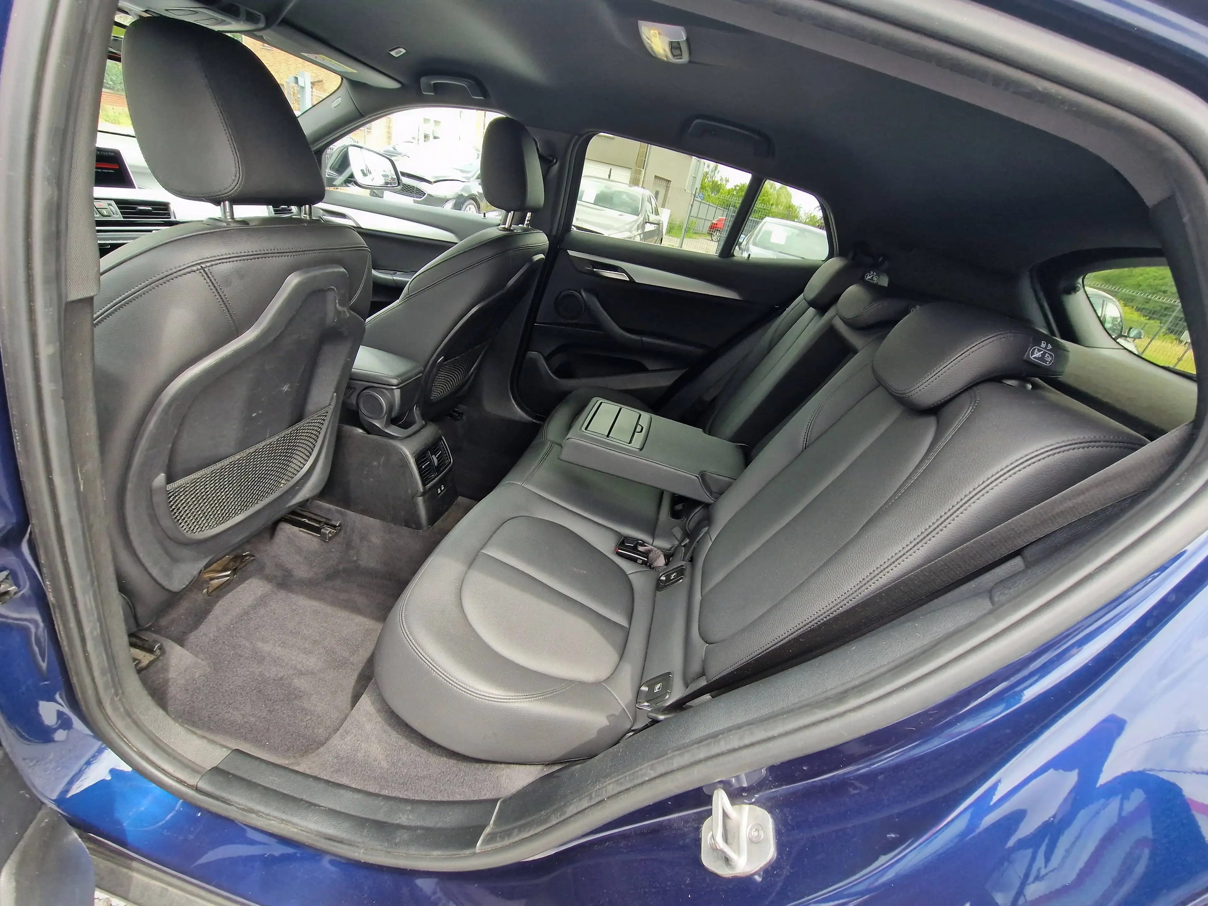 BMW X2 1.5iAS sDrive18 136CH SPORT LINE*1 MAIN*CARNET*XENON*GPS*CUIR*PDC — photo 6