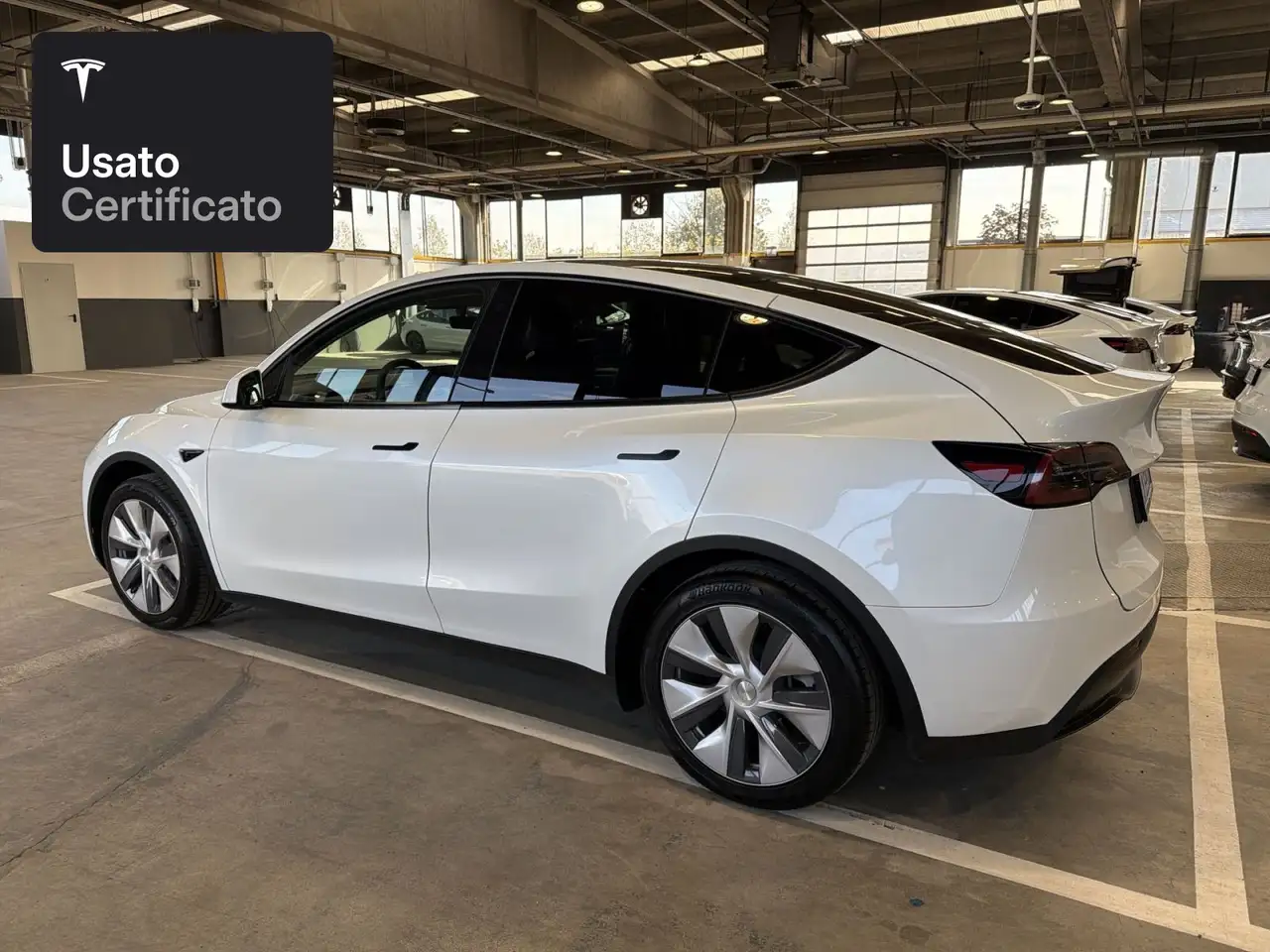 2024 Tesla Model Y Rear-Wheel Drive, photograph 7