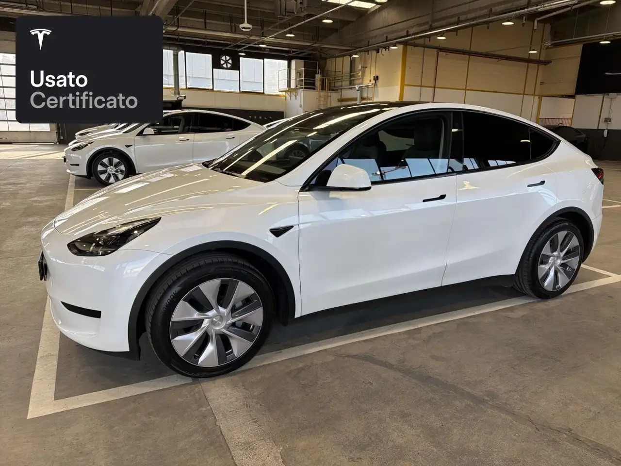 2024 Tesla Model Y Rear-Wheel Drive, photograph 4