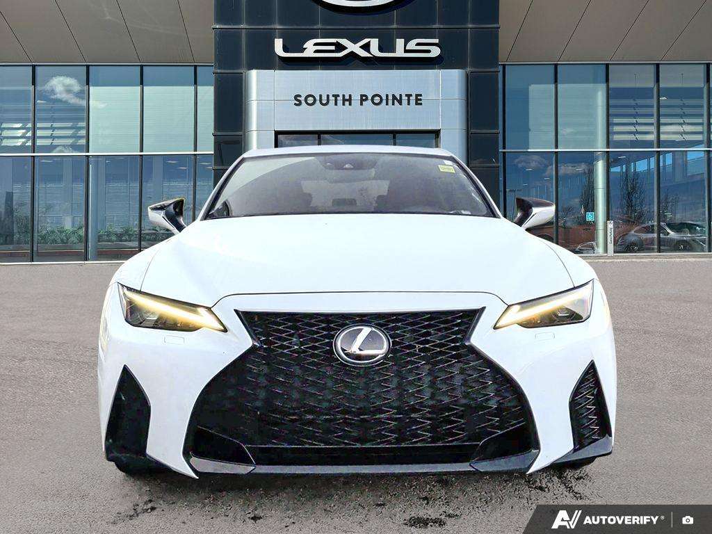 2023 Lexus IS Sedan
