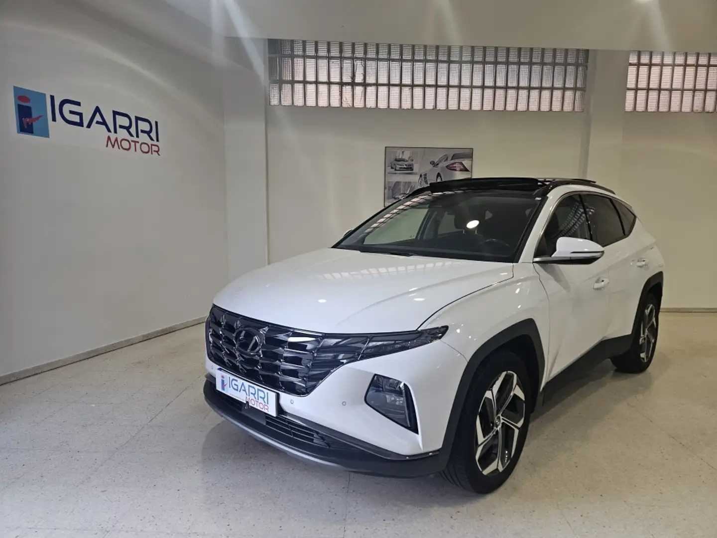 Hyundai TUCSON 1.6 TGDI HEV Style AT Blanco - 1