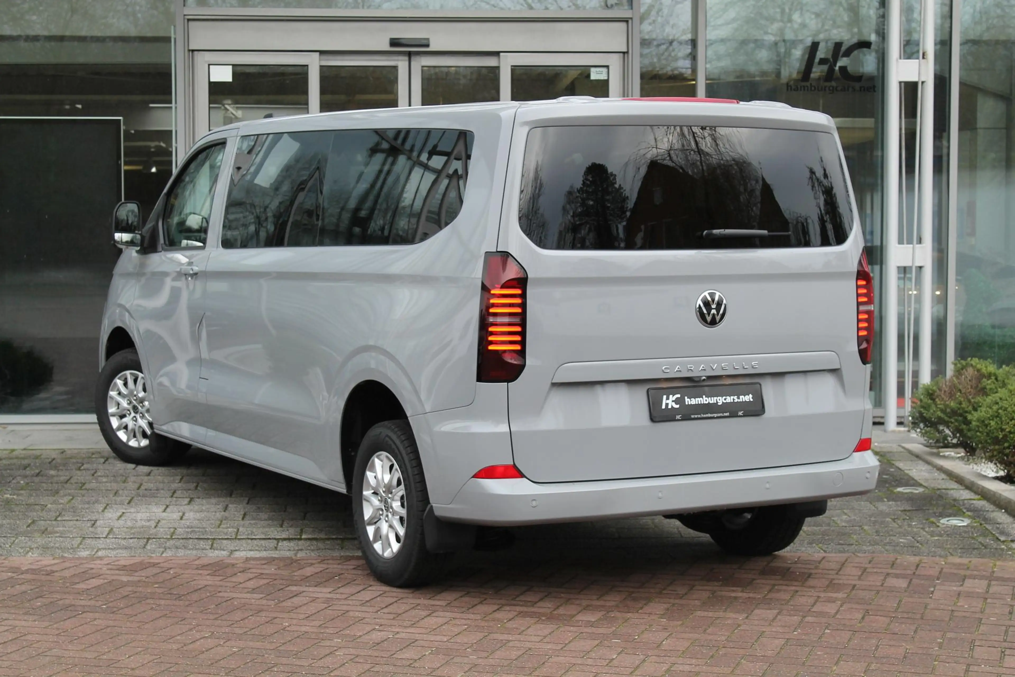 Volkswagen T7 Caravelle Life 2.0TDI DSG Lang Nav Standhzg AssistenzP Si... — photo 5