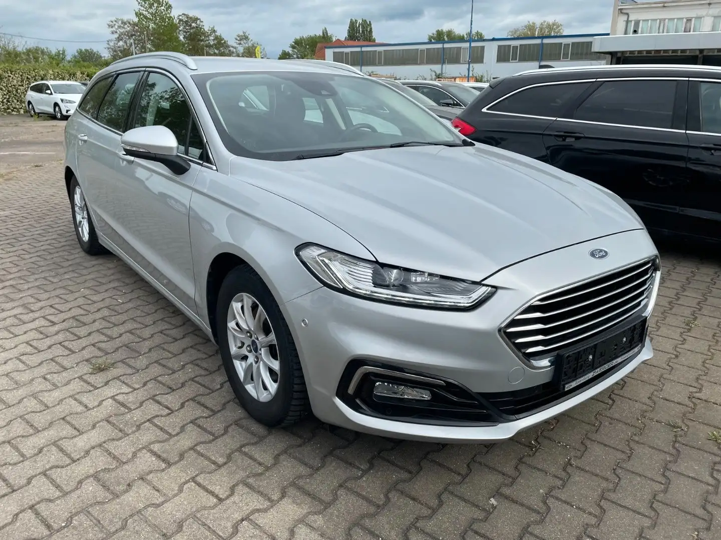 Ford Mondeo Kombi Titanium TDCi150 Sony/LED/WiPa/AHK Argent - 1